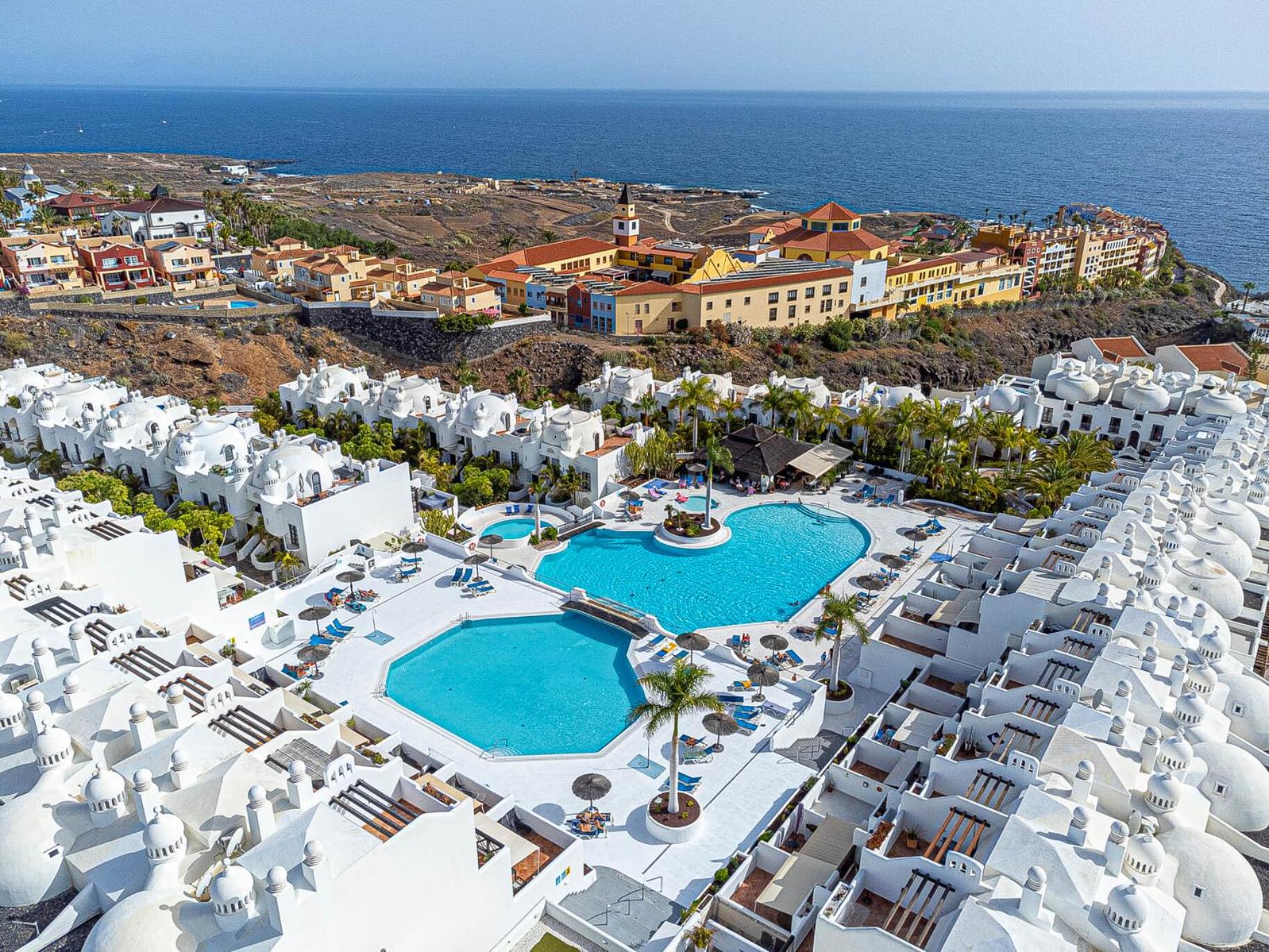 GO2TENERIFE Apart'Chaga Terrace, Pools & Free Parking view 4