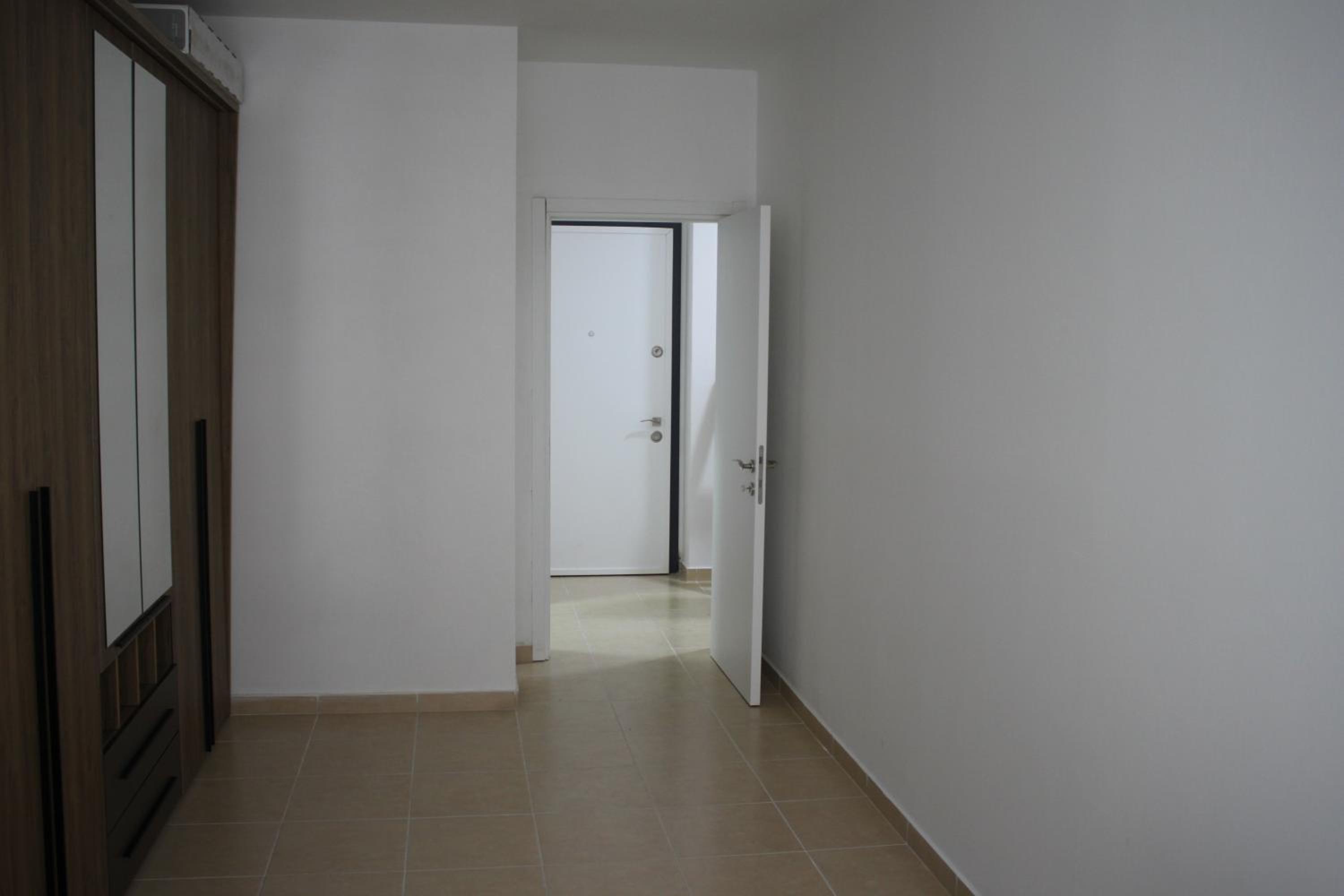 Everest Apartments Shengjin