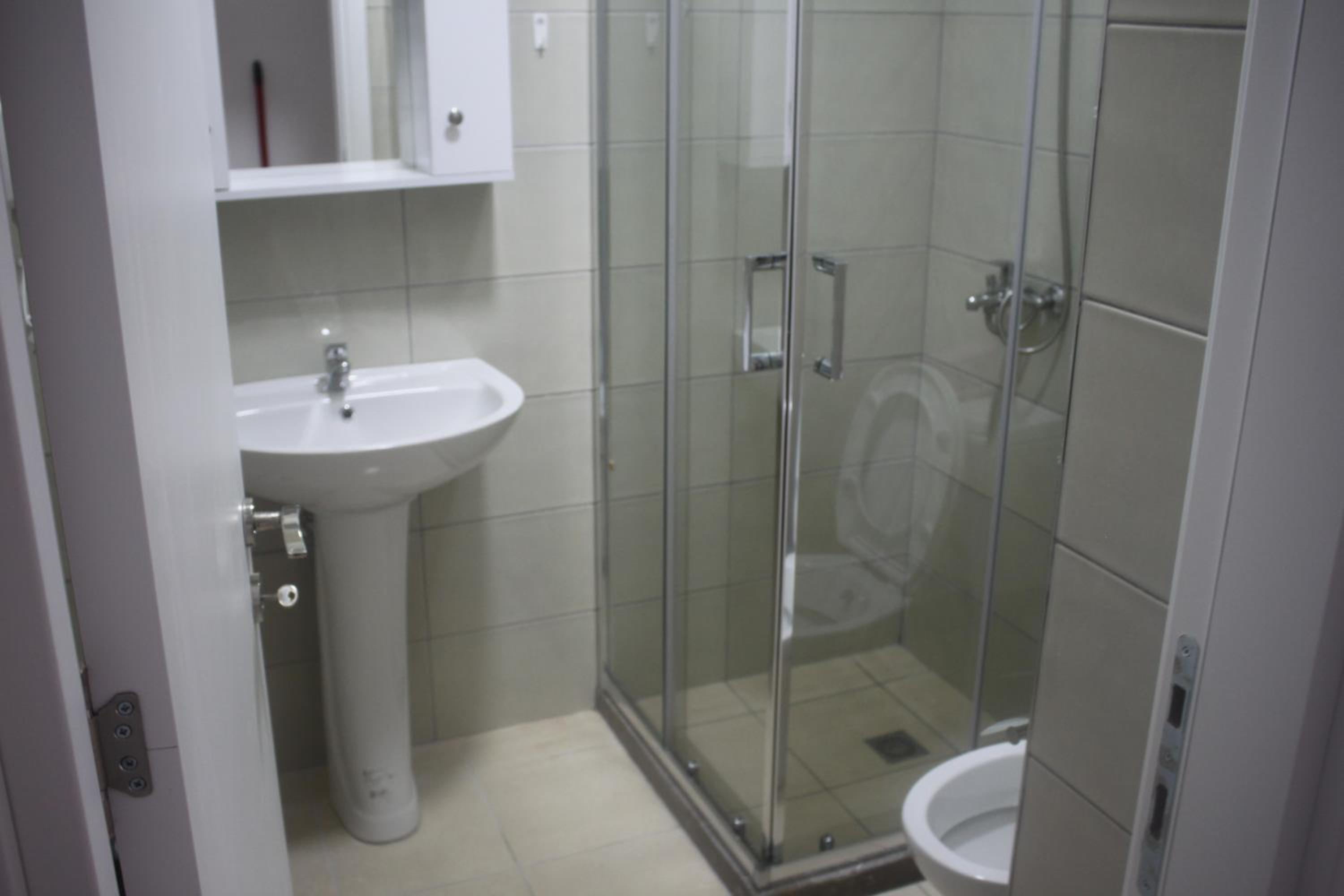 Everest Apartments Shengjin