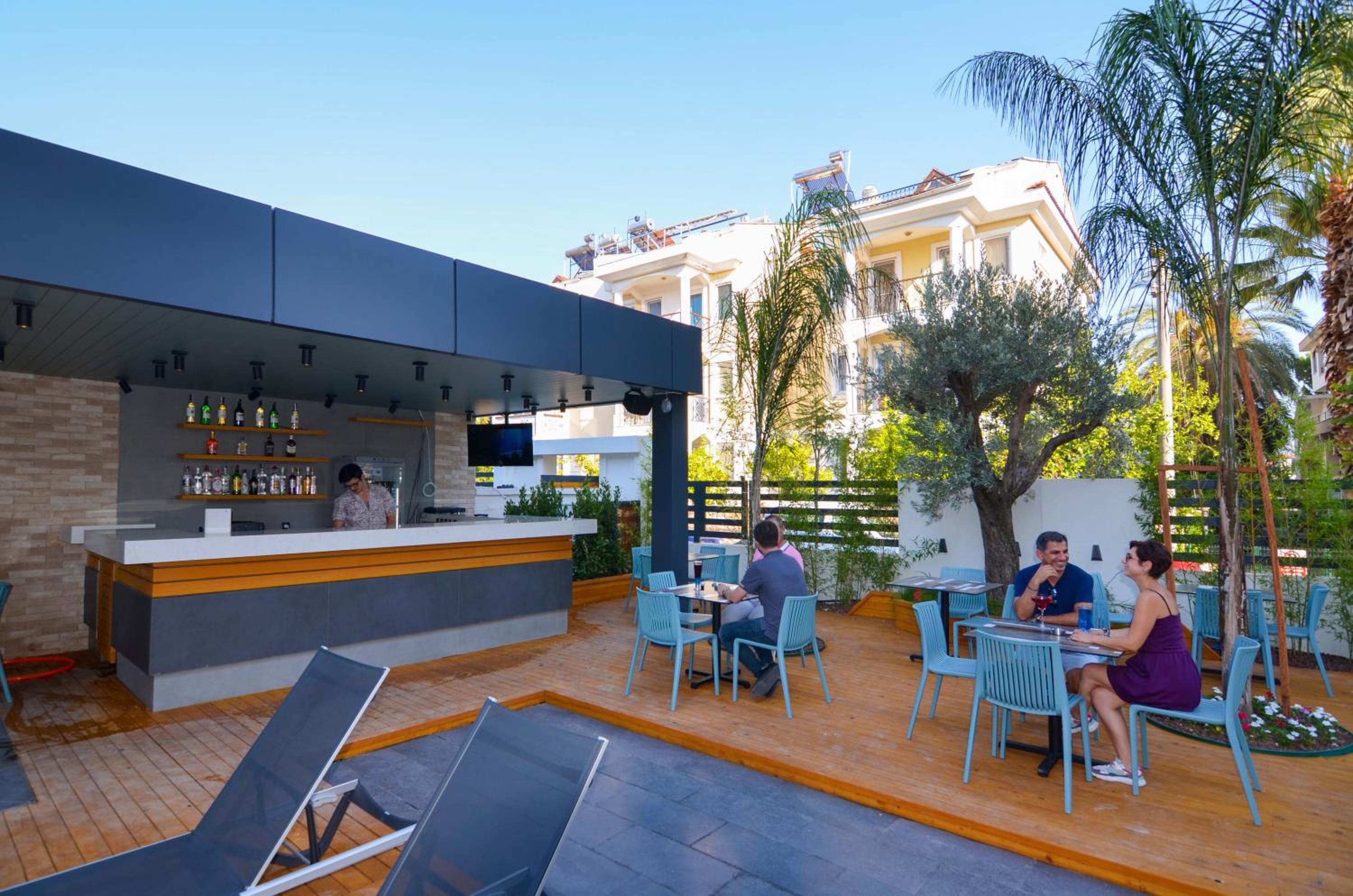 Juglans Suites - Image 40