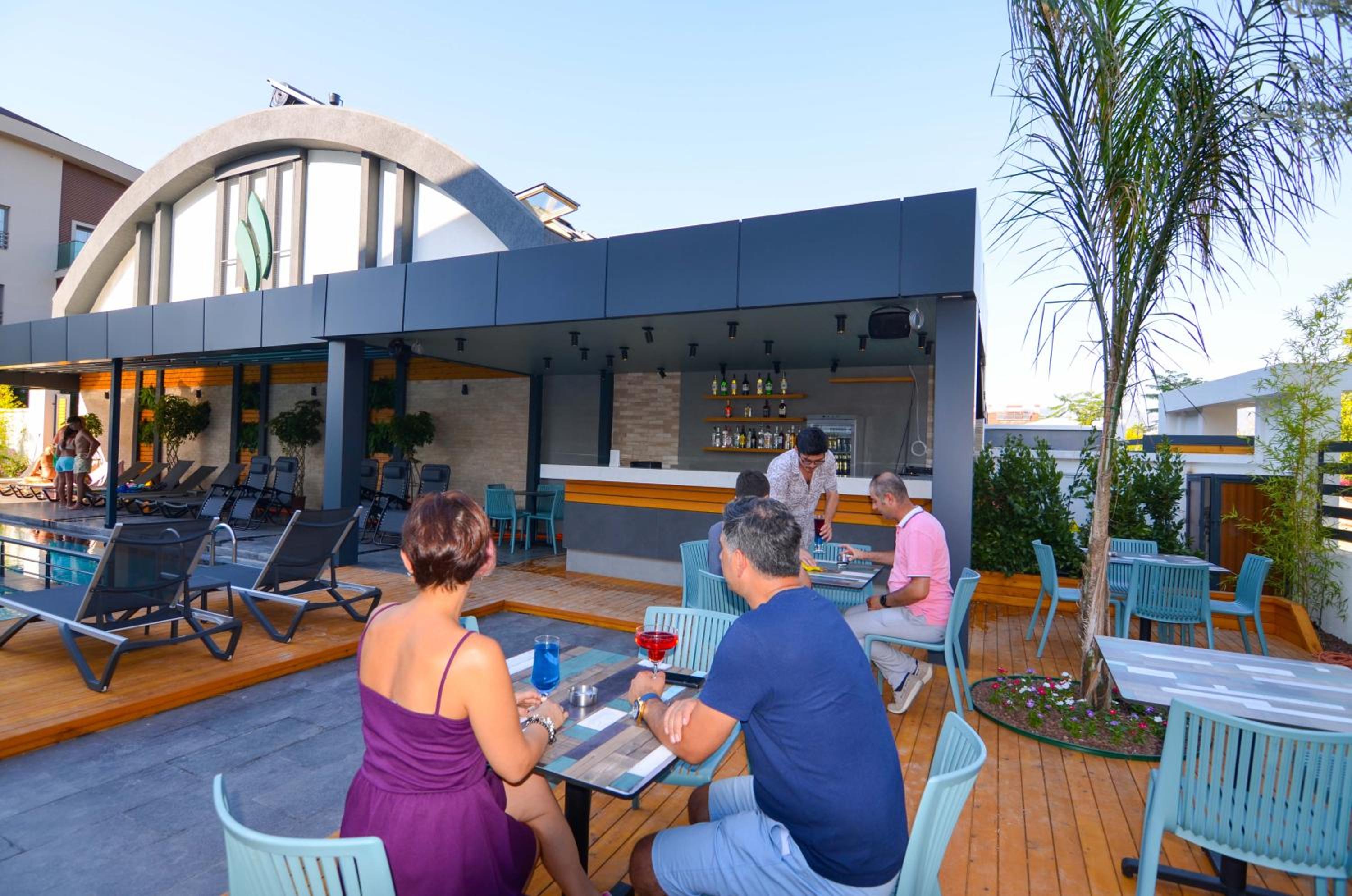 Juglans Suites - Image 39