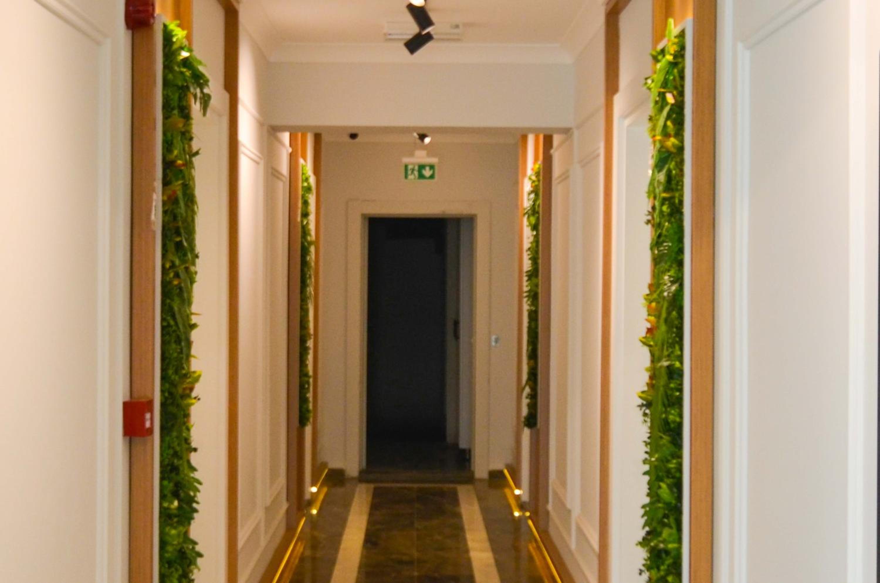 Juglans Suites - Image 26