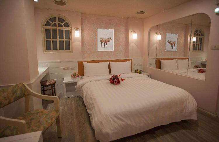Showart Hotel