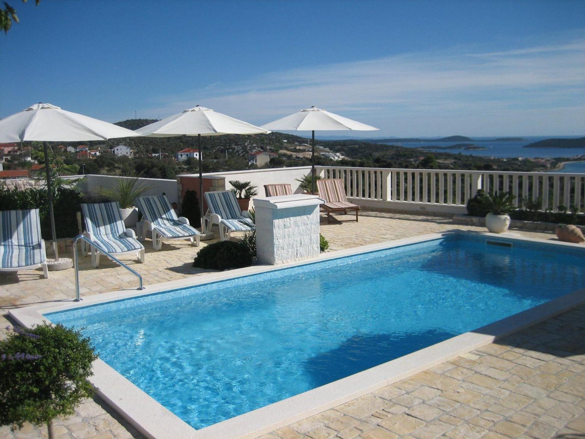 Apartments Sinisa