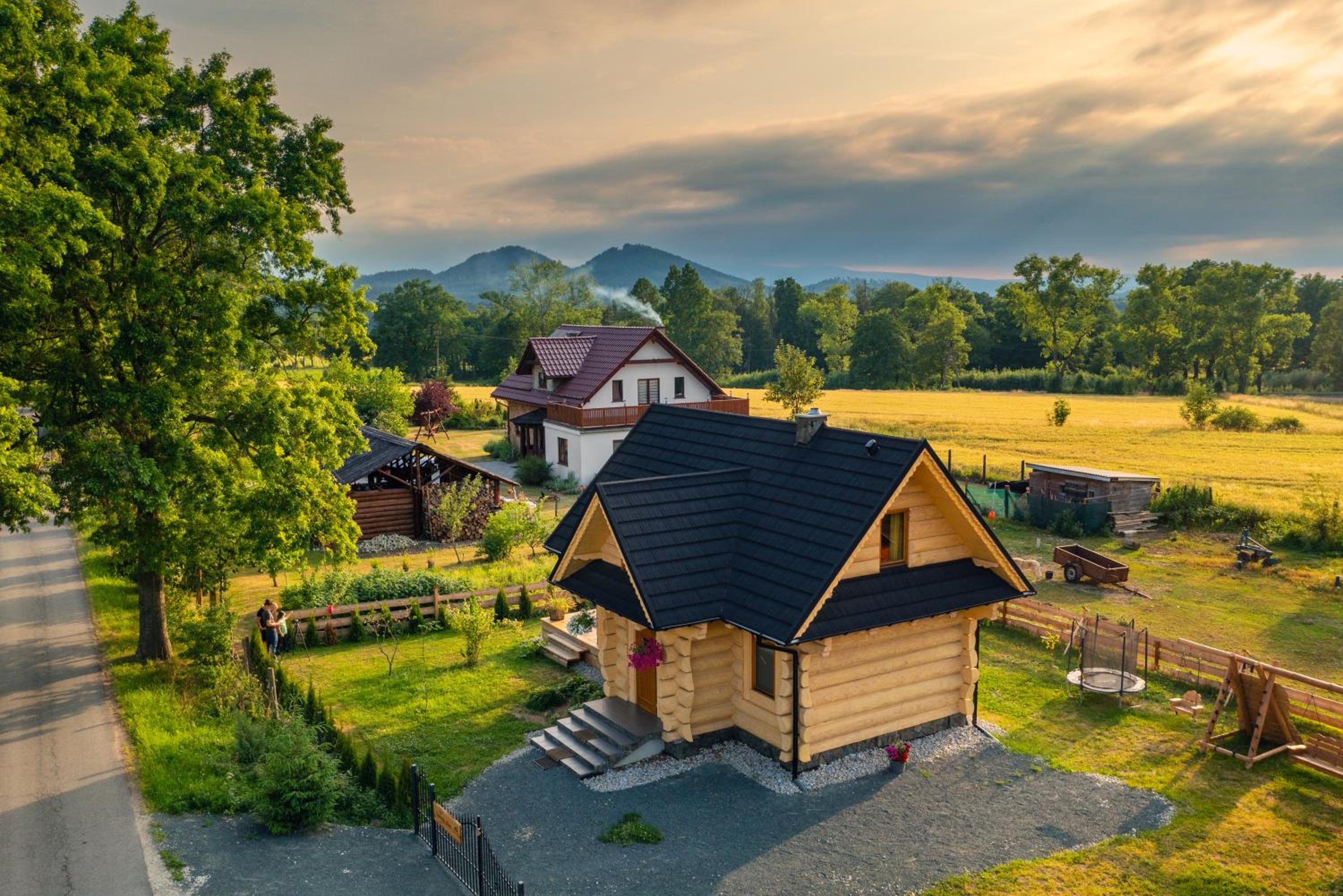 Sudecki Dym z kominkiem koło Karpacza. Agroturystyka view 3