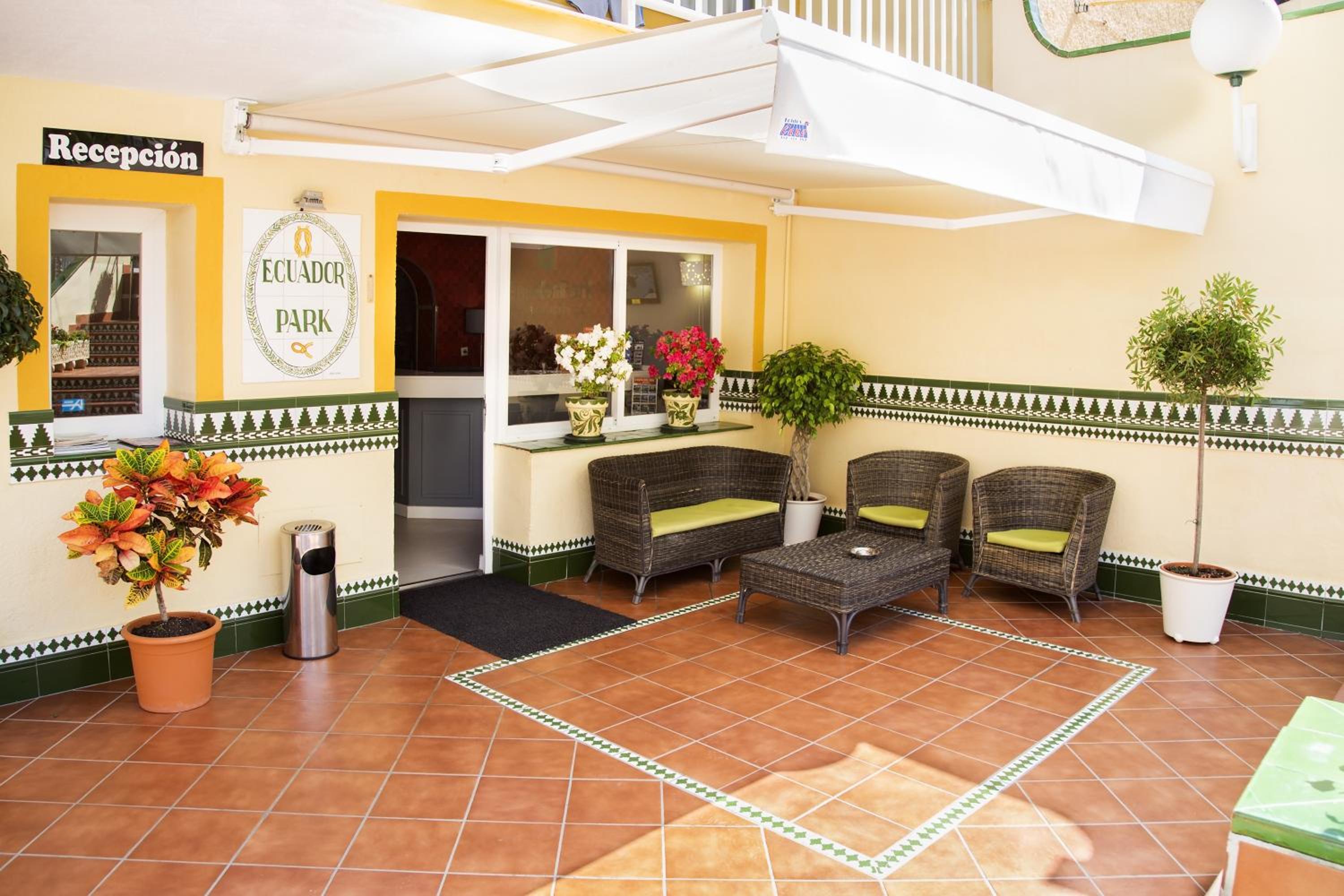 Apartamentos Ecuador Park