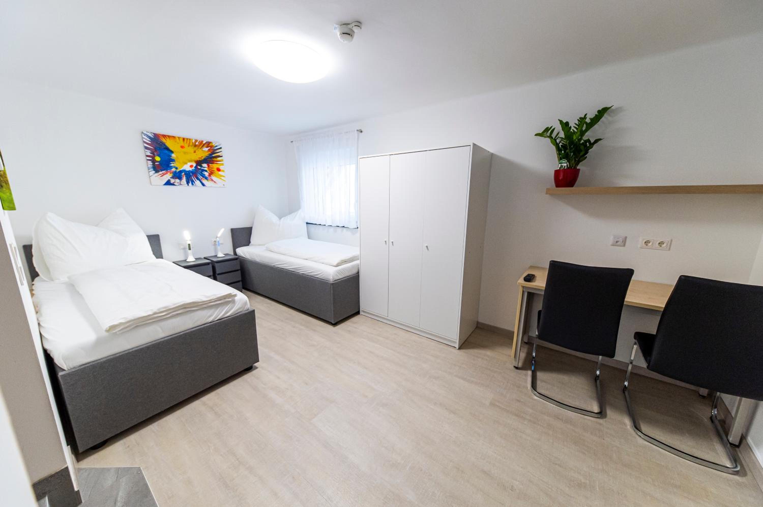 Zeltweg-Rooms