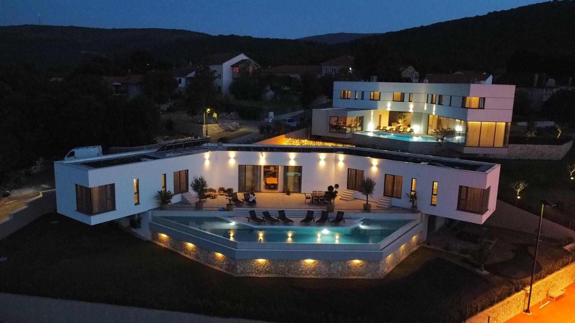 Luxury villa Azure in Imotski, wellness oasis view 2