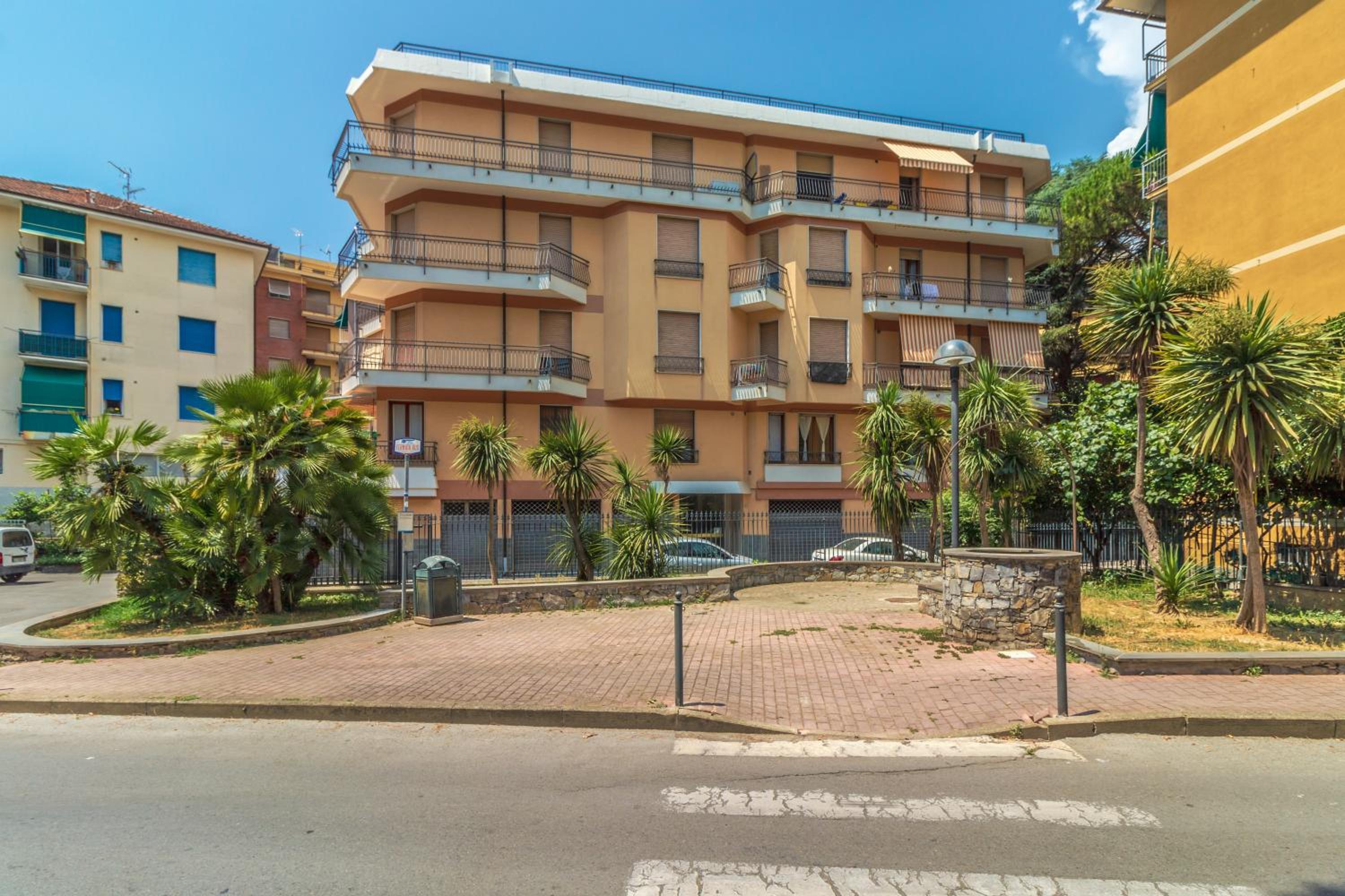 CASA BEA Cuore di Rapallo più parcheggio view 2