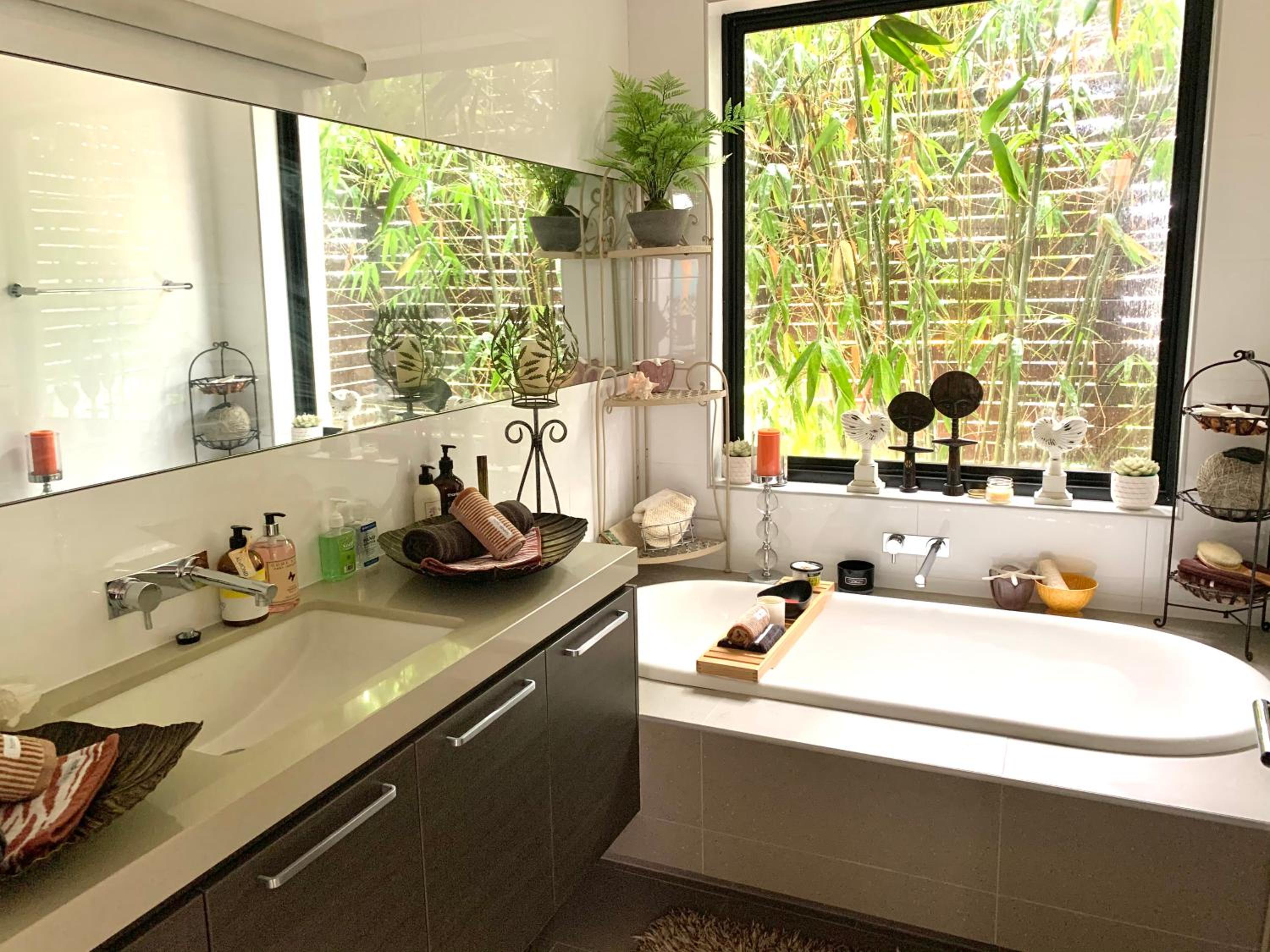 Bayside Boutique Retreat- Black Rock, Melbourne.
