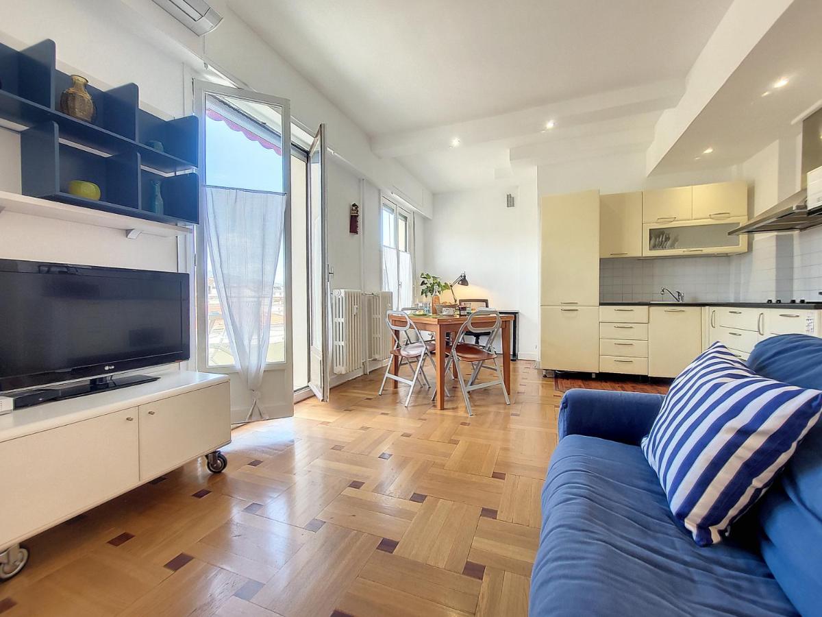 Nestor&Jeeves - CAPITAINE TERRASSE - Central - Close sea photo 2