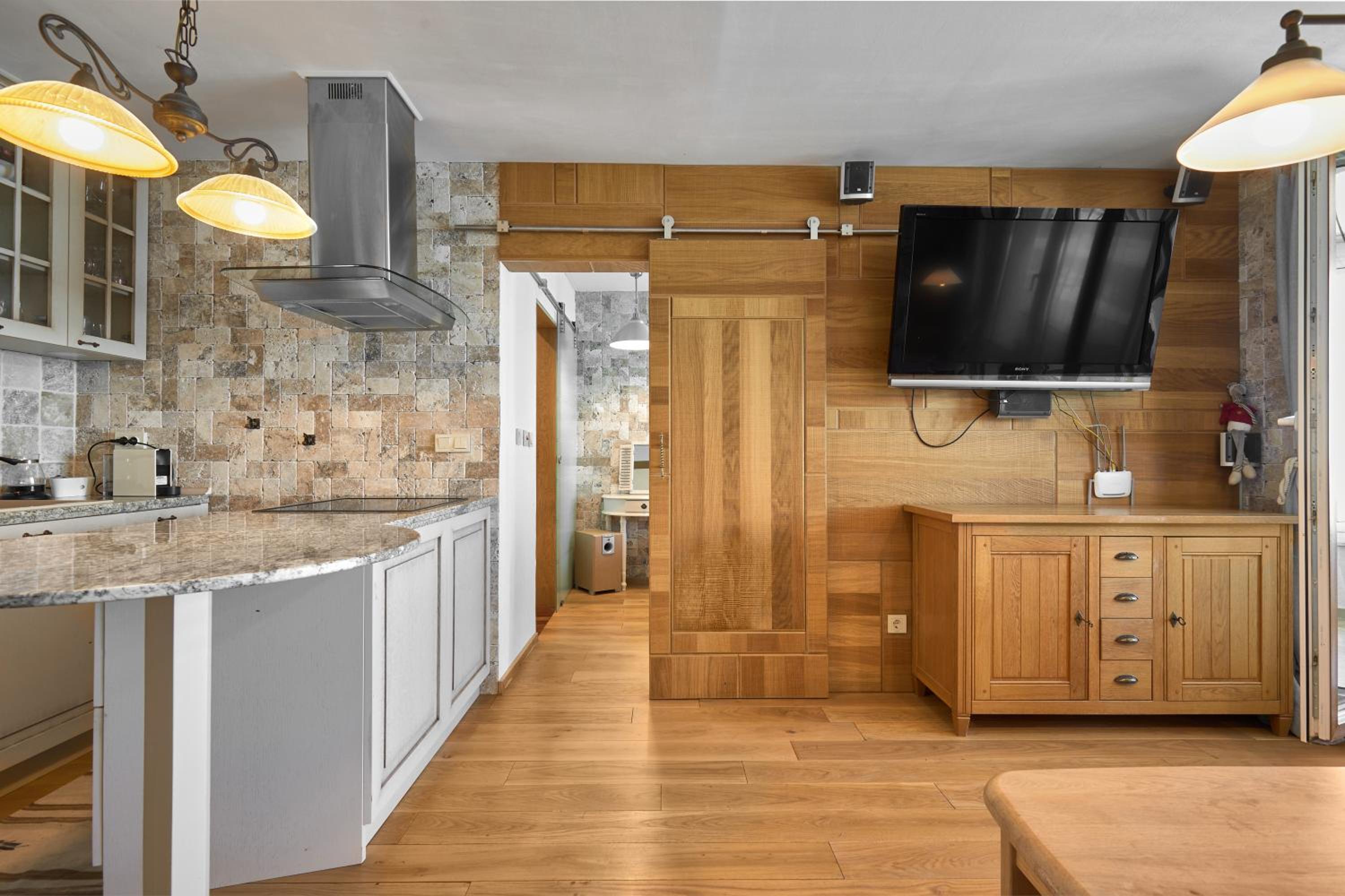 Fancy 1BD Apartment with Spacious Terrace and Marvelous Sea View view 5