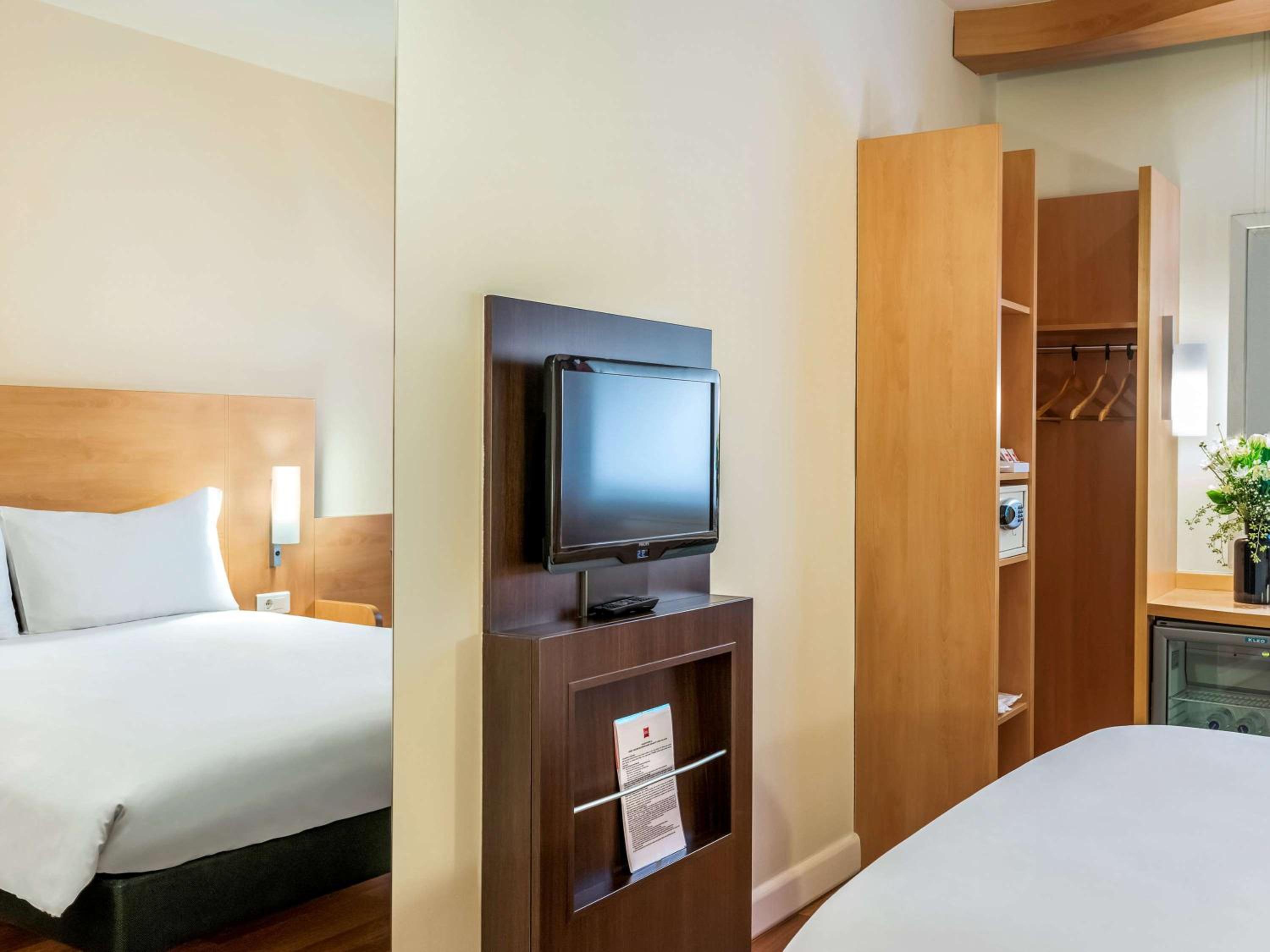 Ibis İzmir Alsancak - Image 12