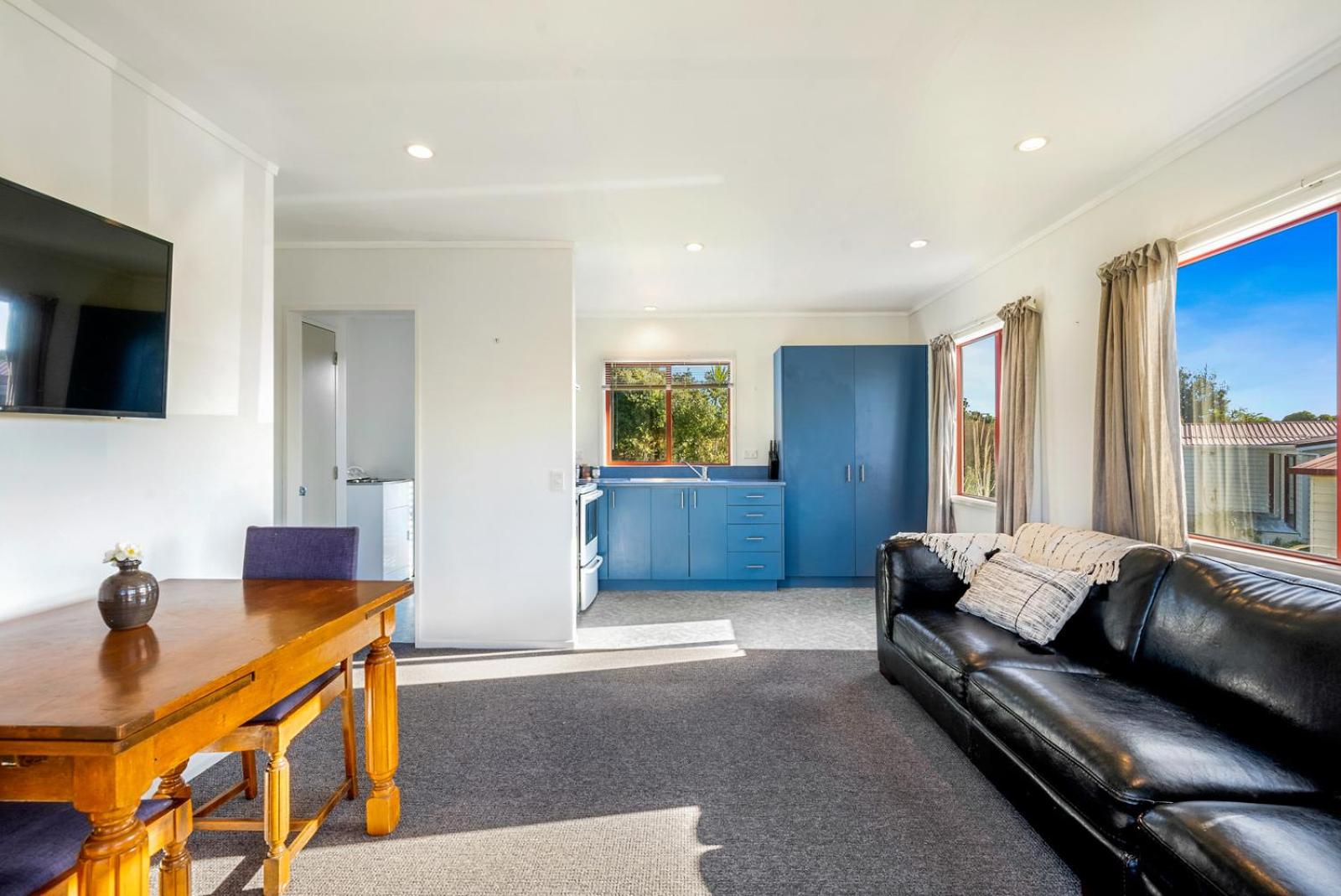 Cottage on Rutherford - Waikanae Holiday Home view 3