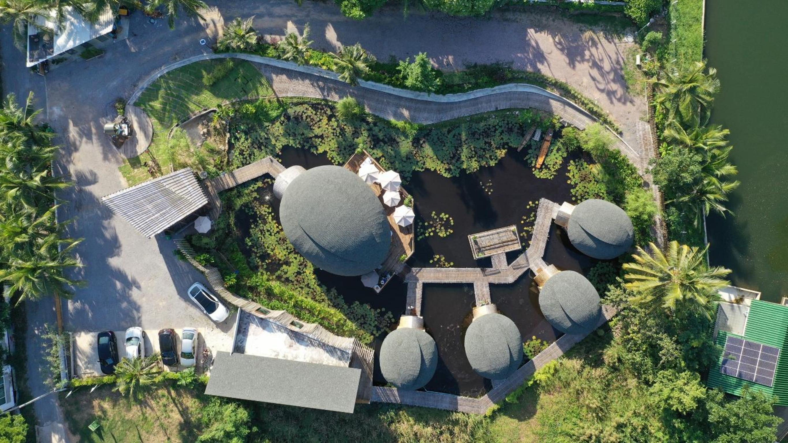 Hotel Turtle Bay Eco Luxe Hua Hin - Image 1