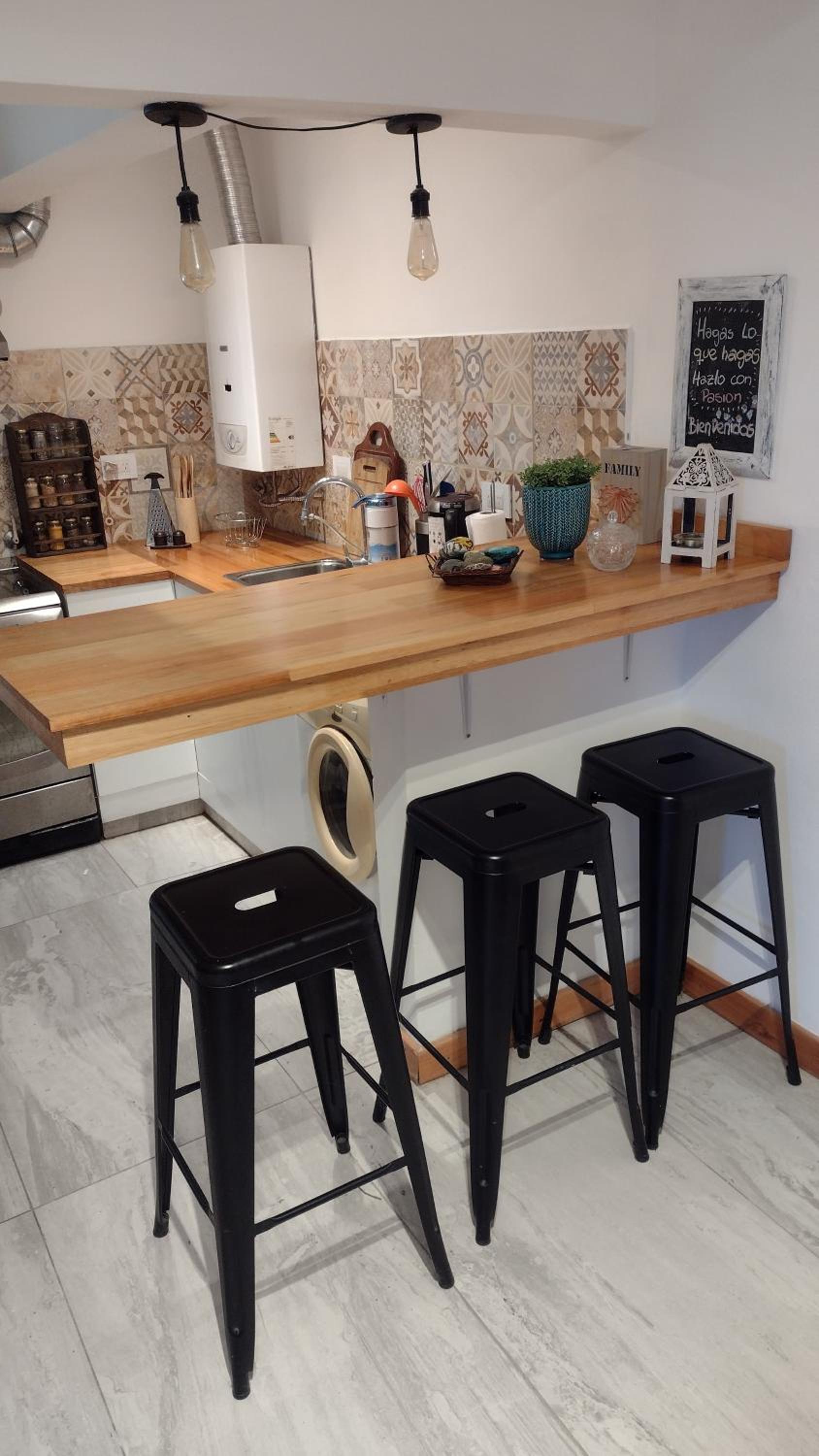 Montserrat Guesthouse