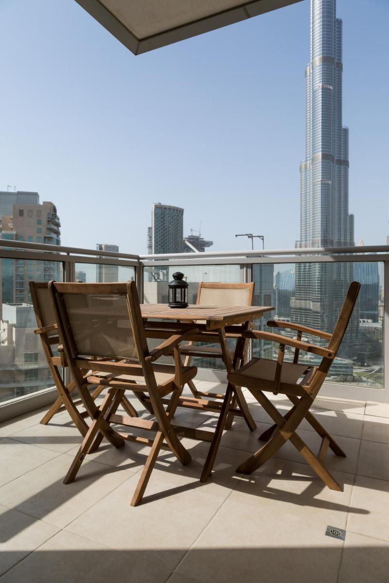 HiGuests - Charming Apt with Terrace Facing Burj Khalifa