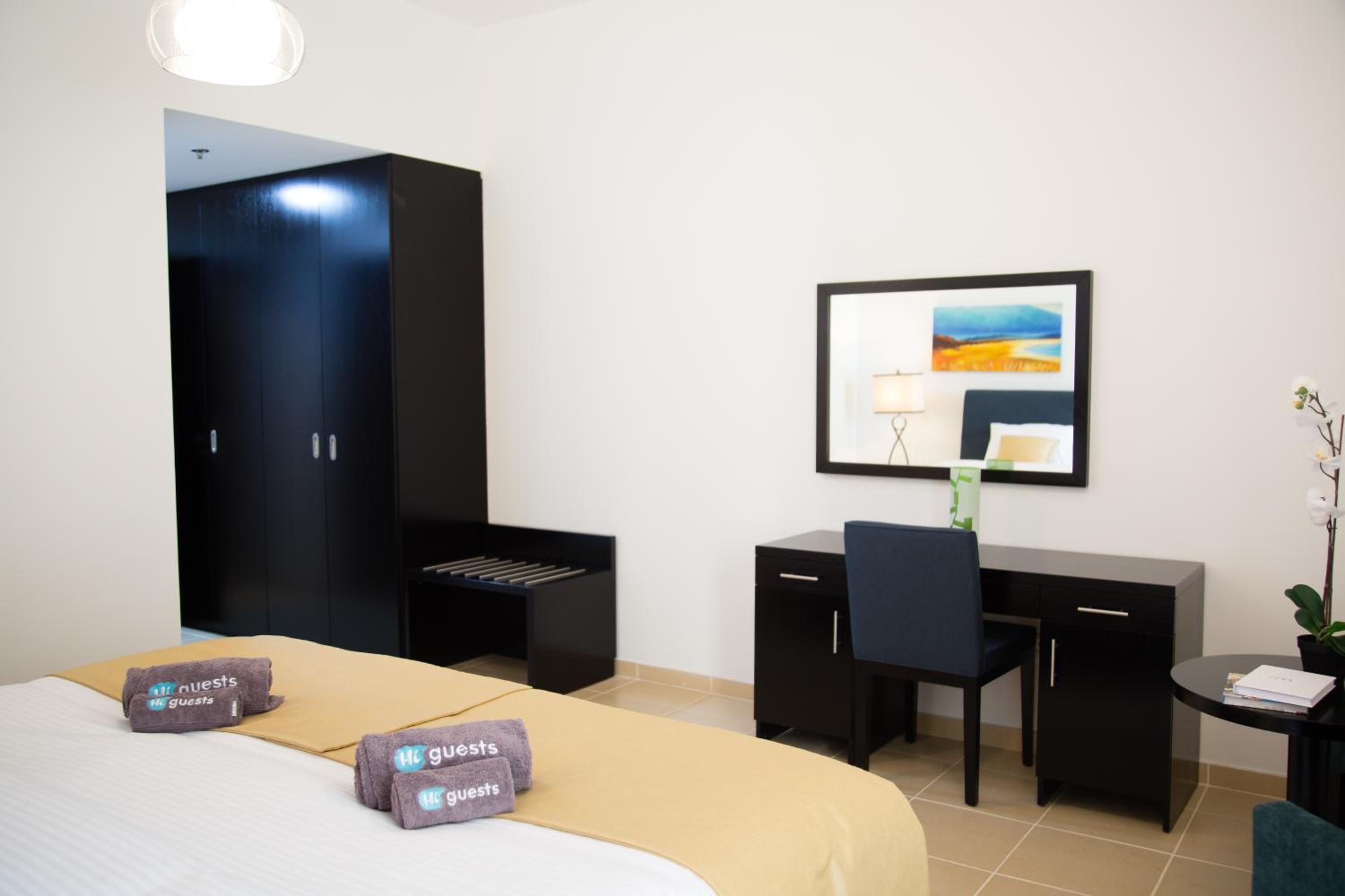 HiGuests - Charming Apt in JBR with Balcony by the Beach