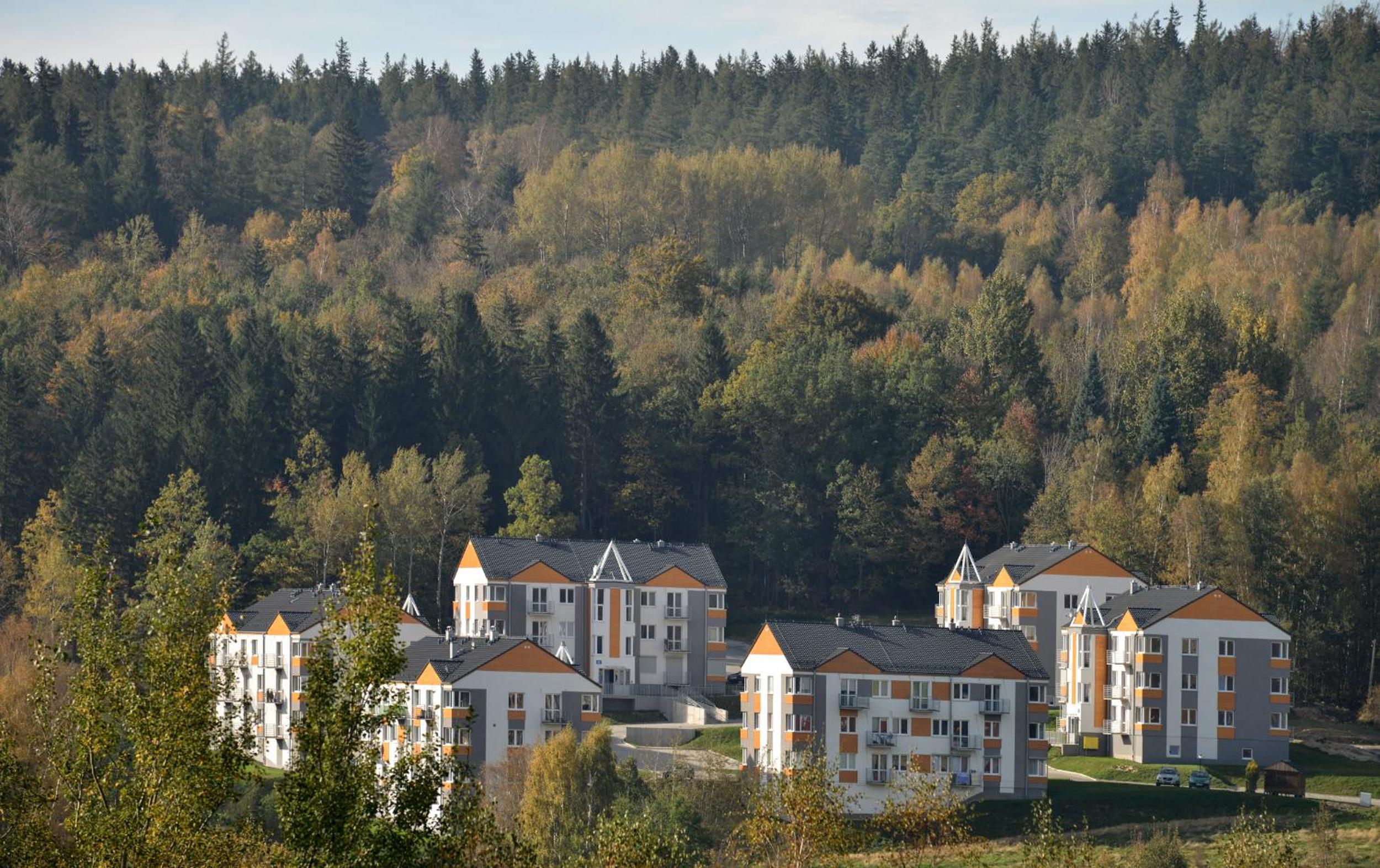 Stonowane i Eleganckie Apartamenty Sun Seasons 24 w Świeradowie Zdroju by Noclegi Renters view 3