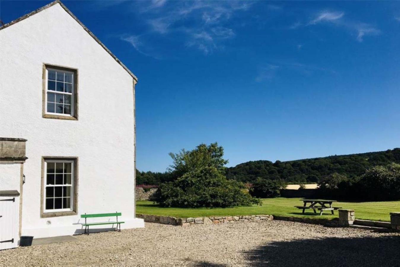 Garbity Farmhouse - beautiful 6-bedroom Farmhouse with open fires view 3