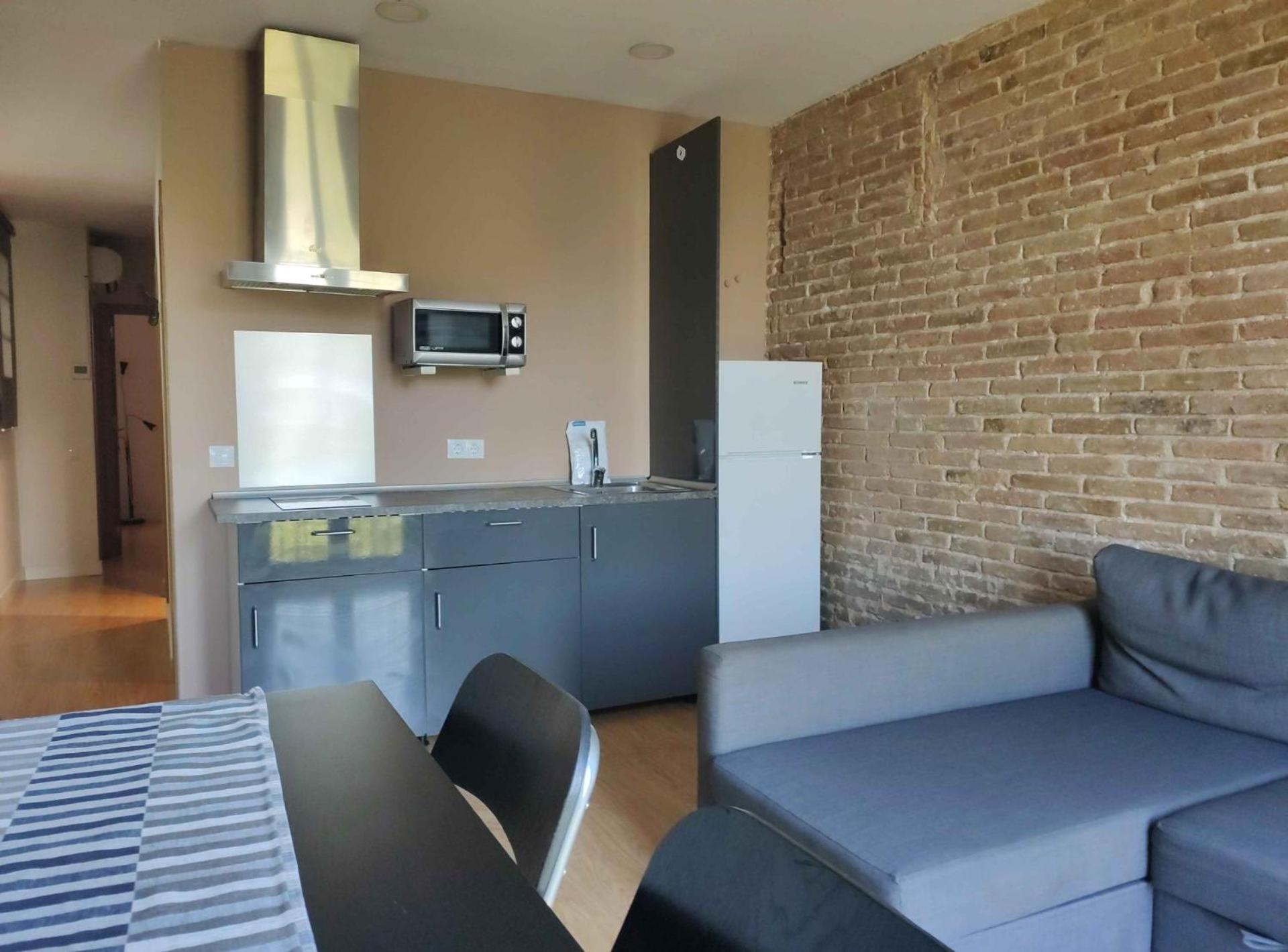 Diagonal Apartments
