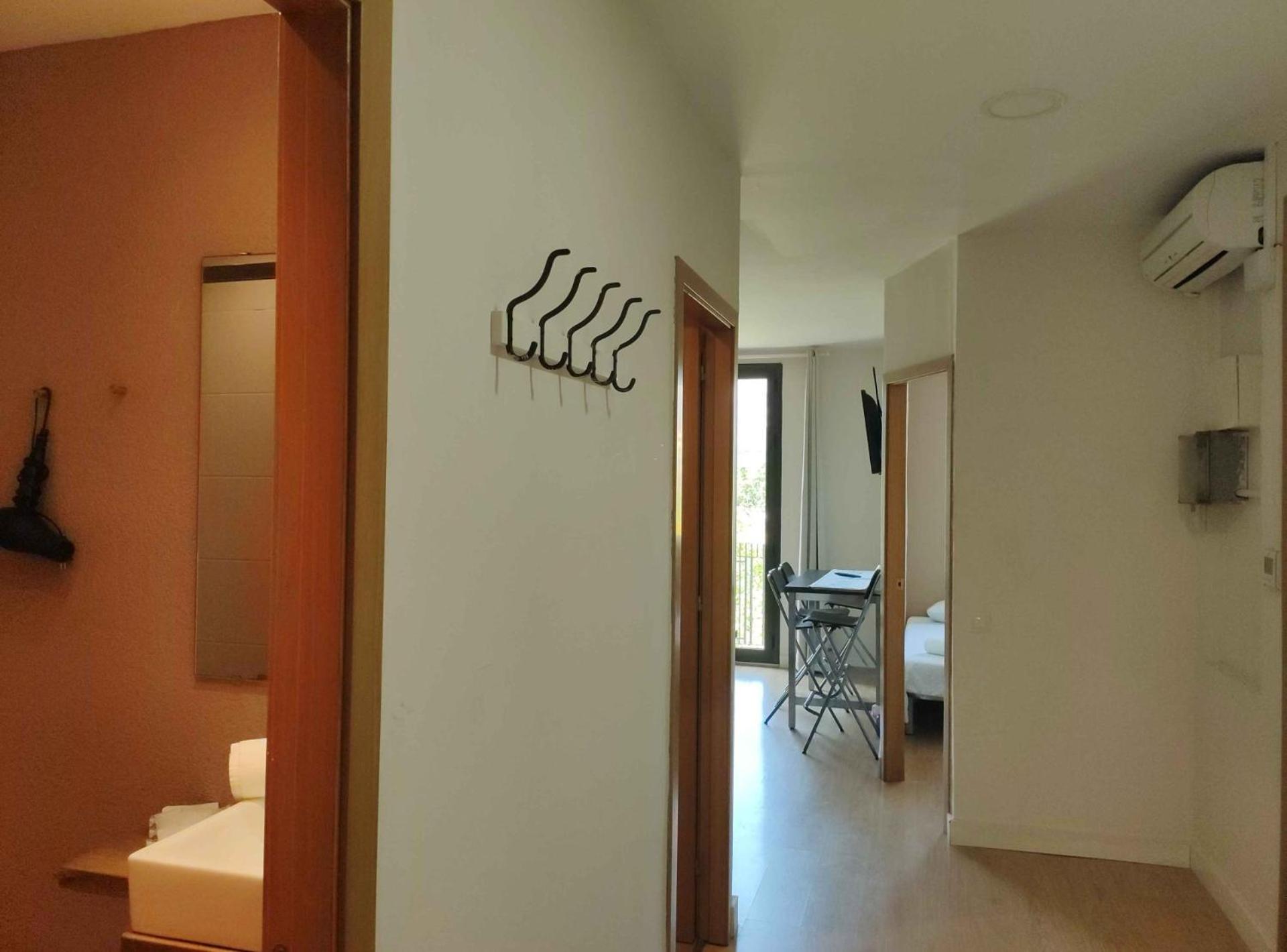 Diagonal Apartments