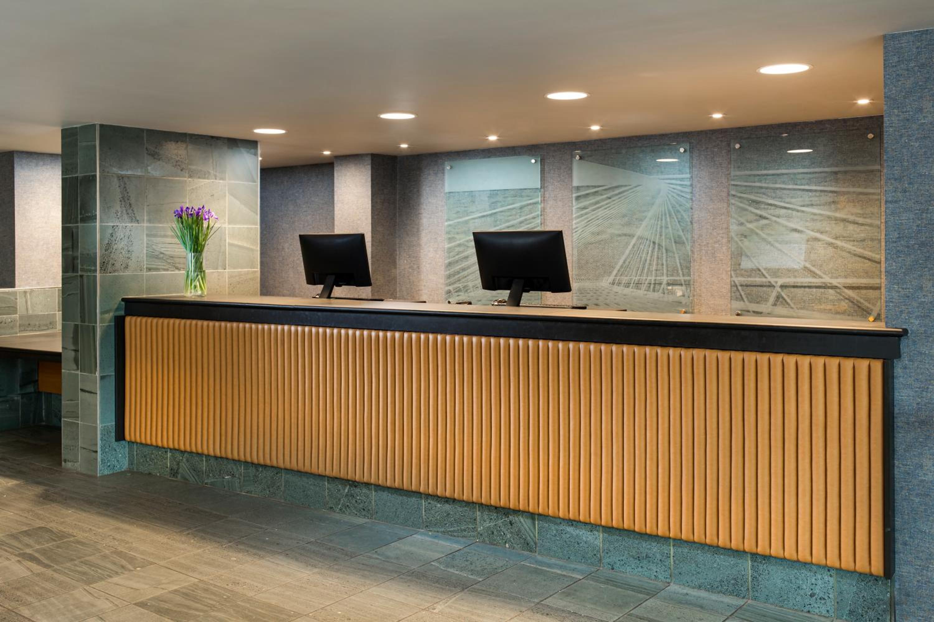 Warrington Vacations - The Park Royal Hotel  Spa - Property Image 5