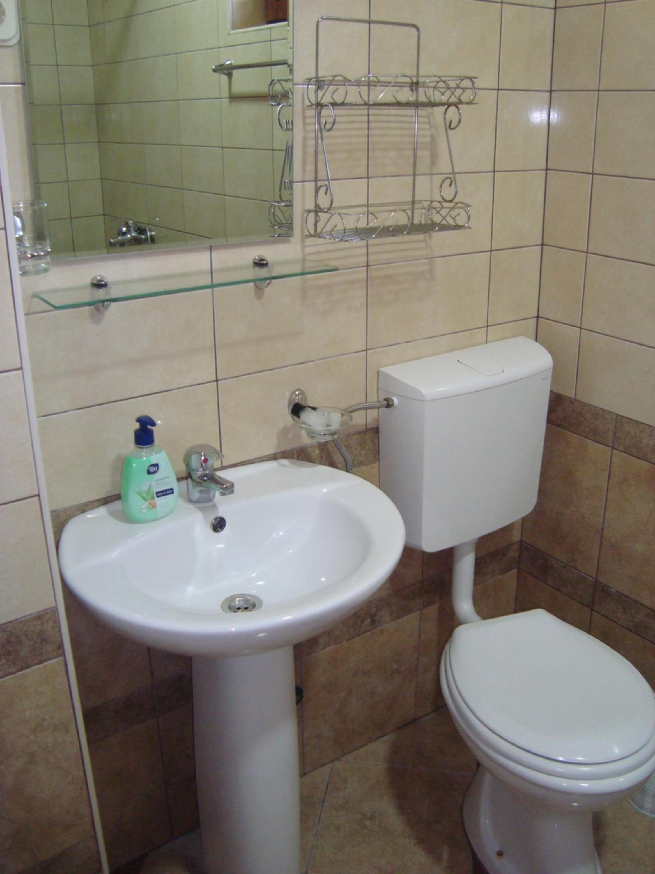 Photo 32