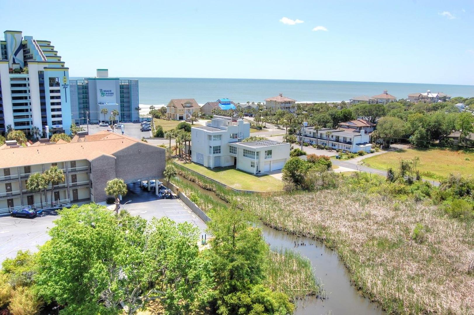 Sea Mark Towers 906