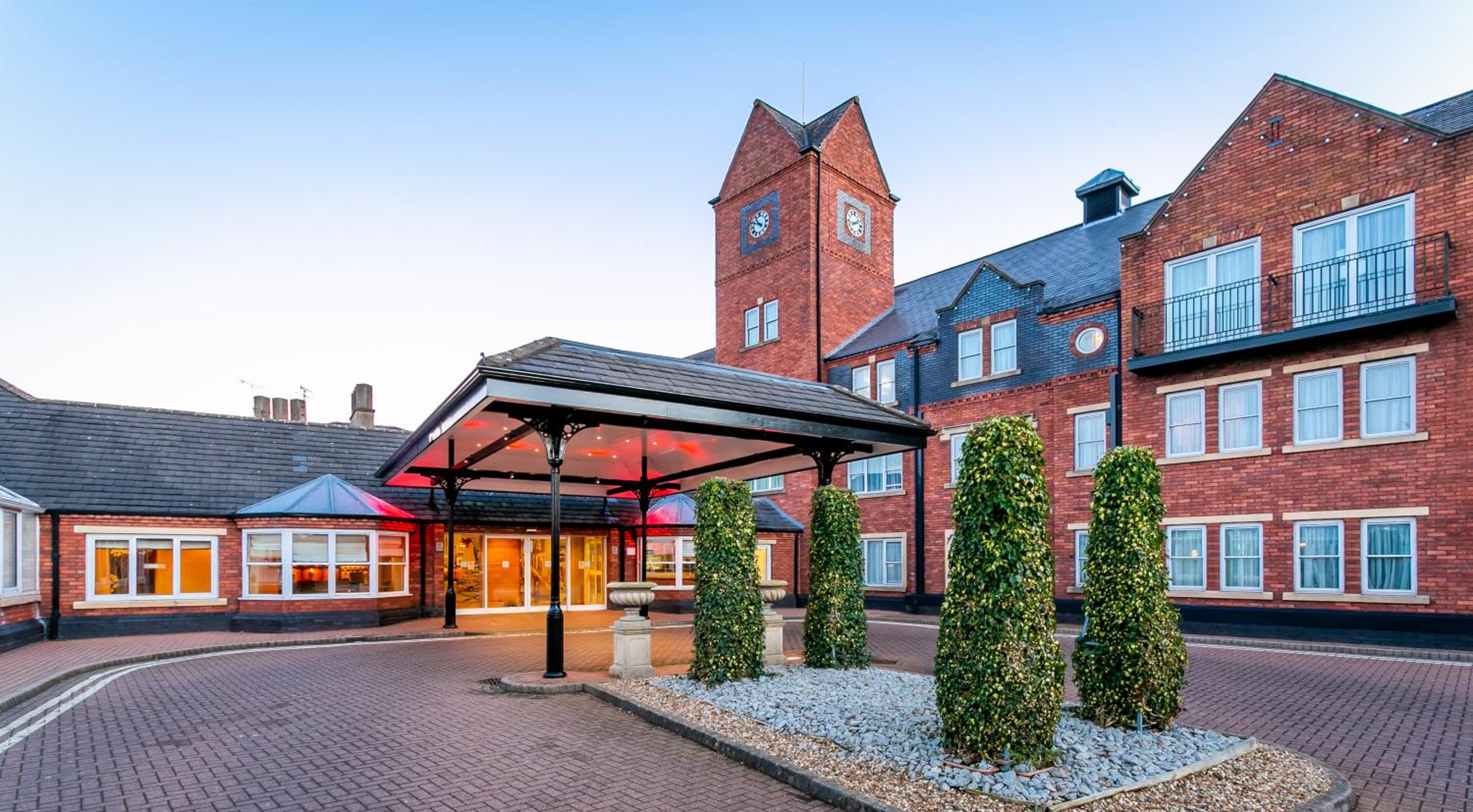 Warrington Vacations - The Park Royal Hotel  Spa - Property Image 1