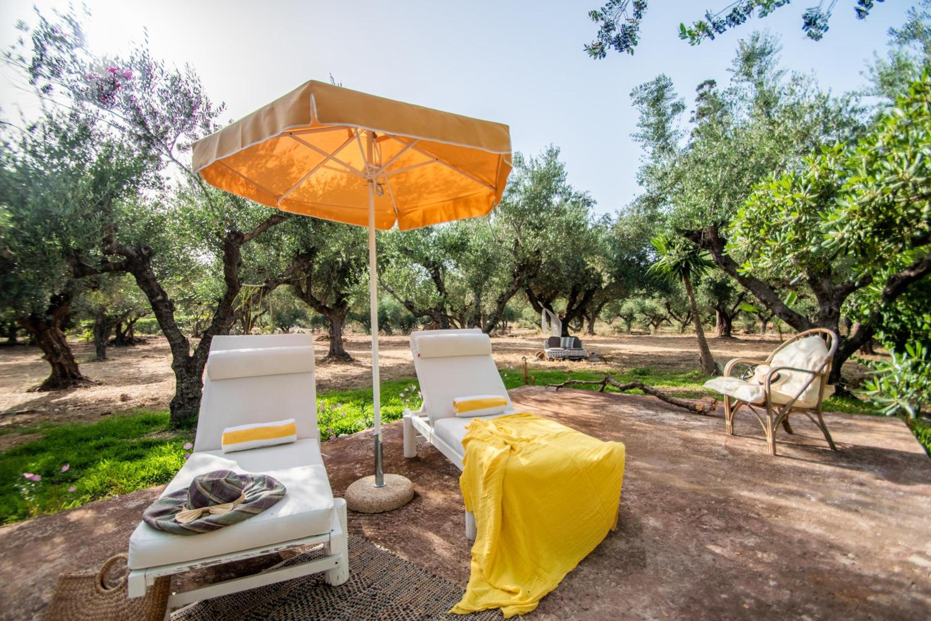 THIRES Guesthouse