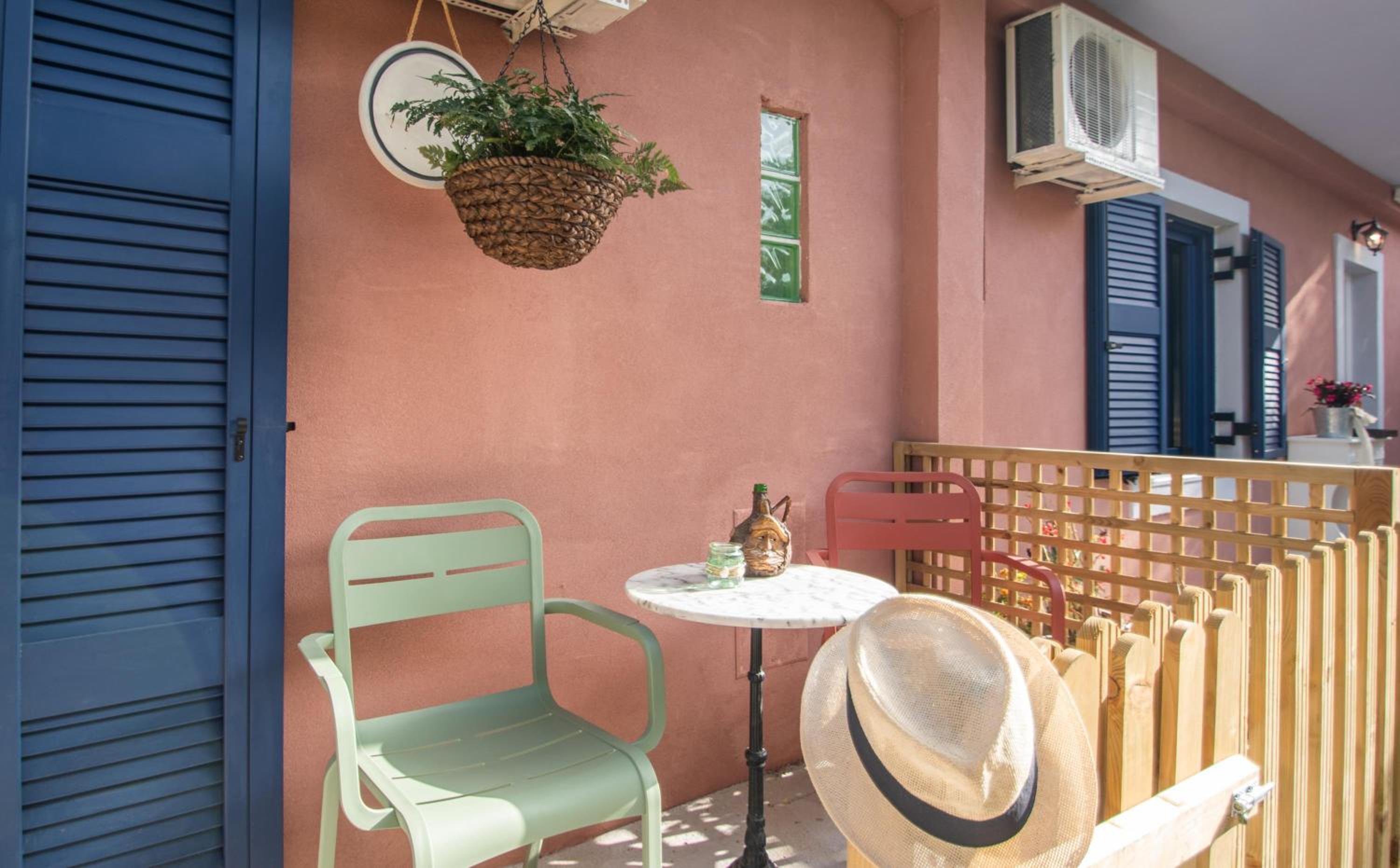 THIRES Guesthouse