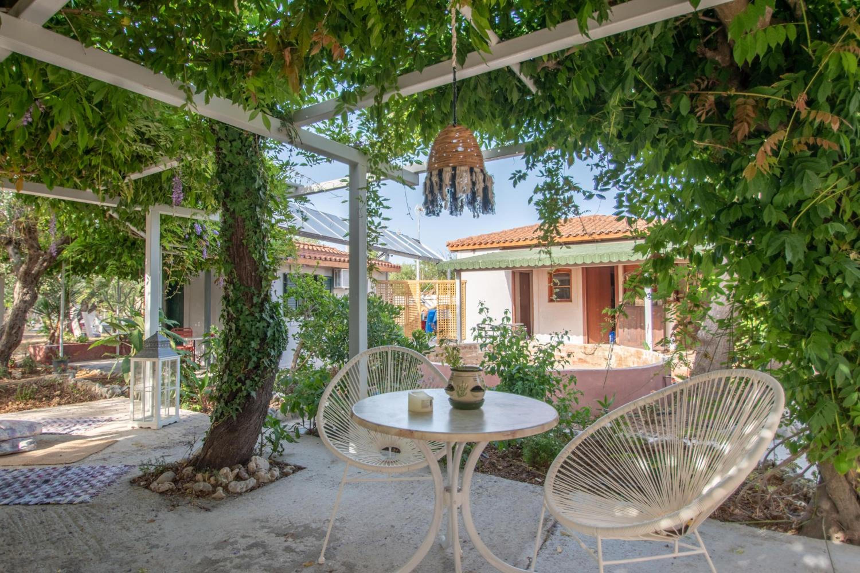 THIRES Guesthouse