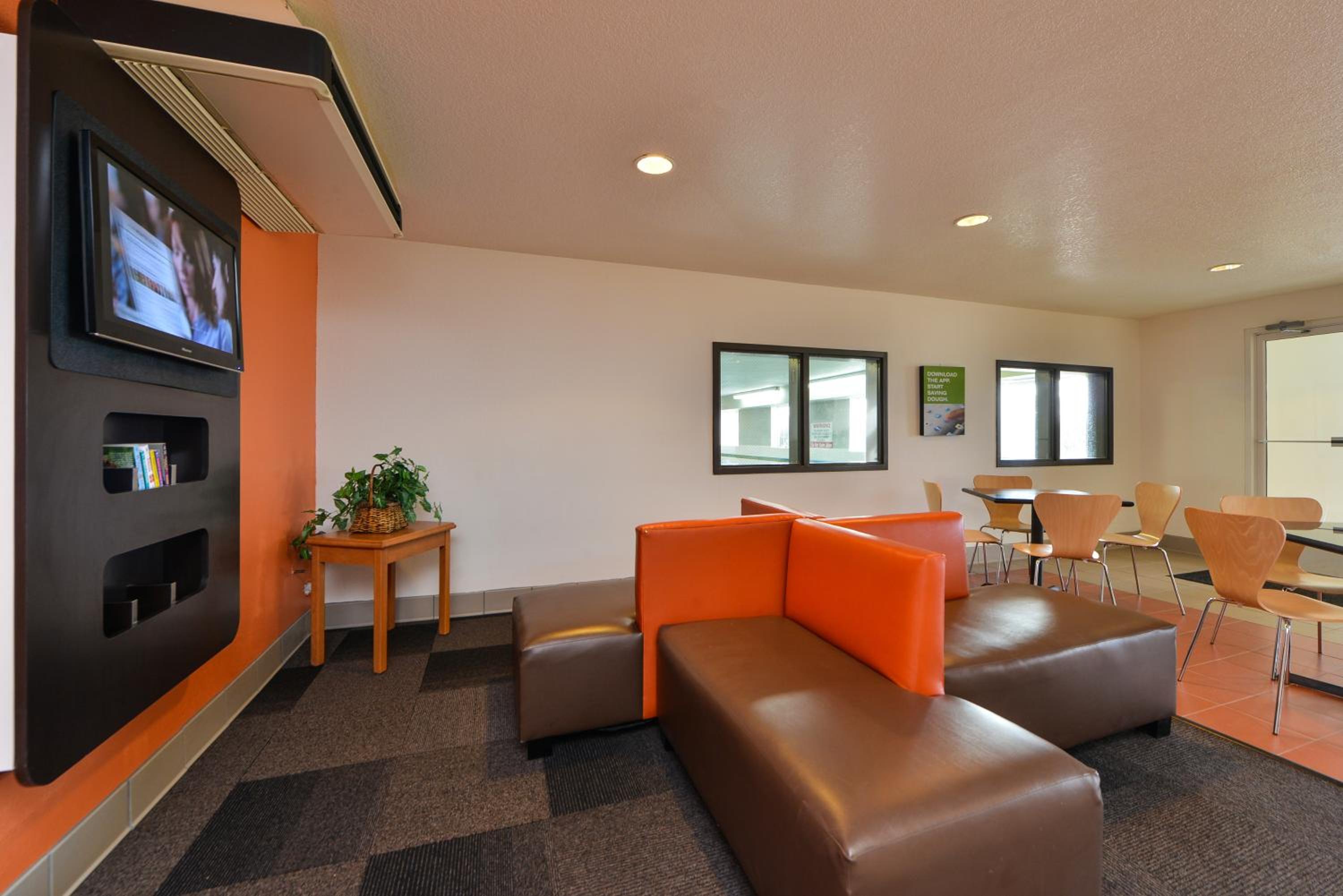 Meridian Vacations - Motel 6-Meridian, ID - Boise W - Property Image 9