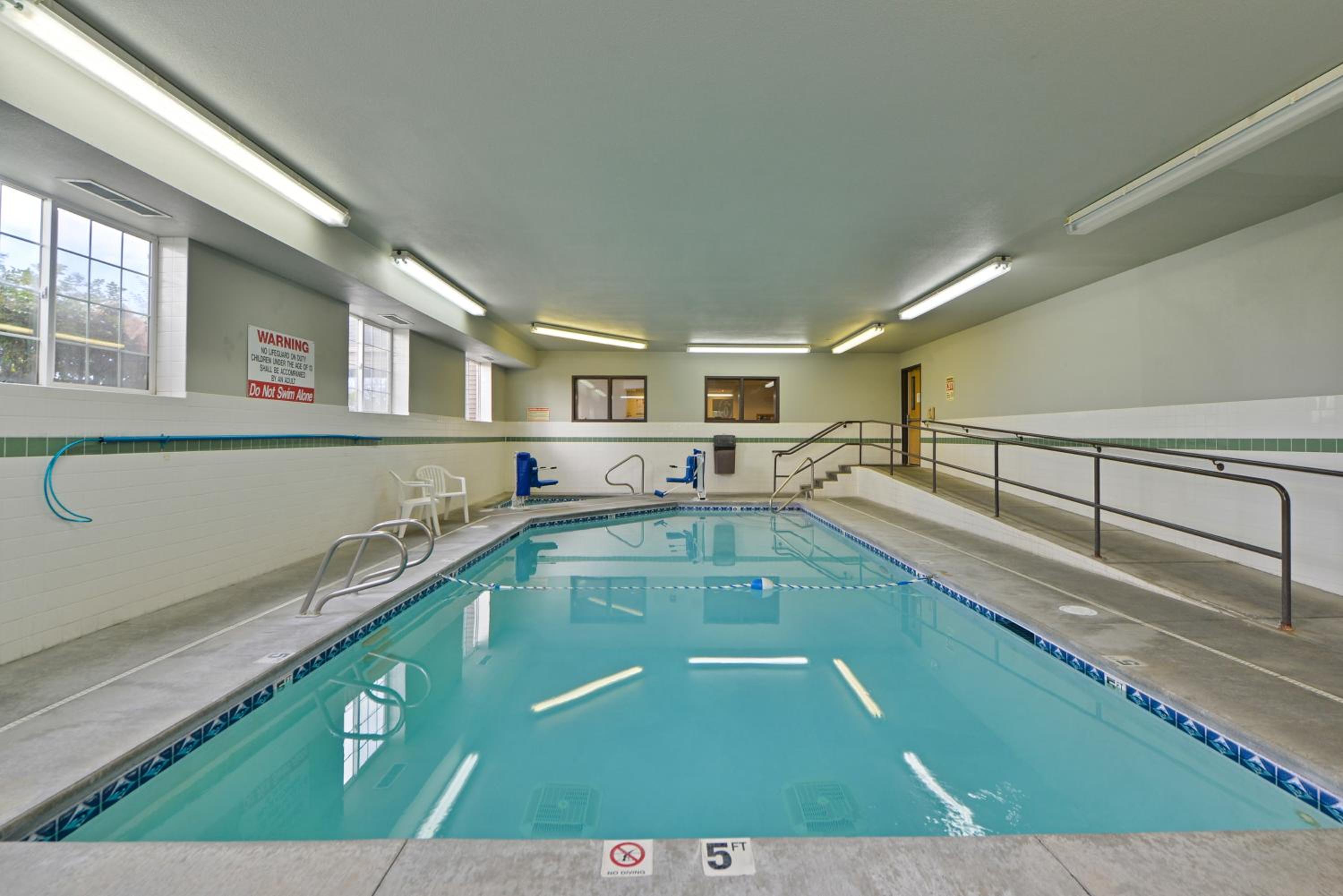 Boise Vacations - Motel 6-Meridian, ID - Boise W - Property Image 2