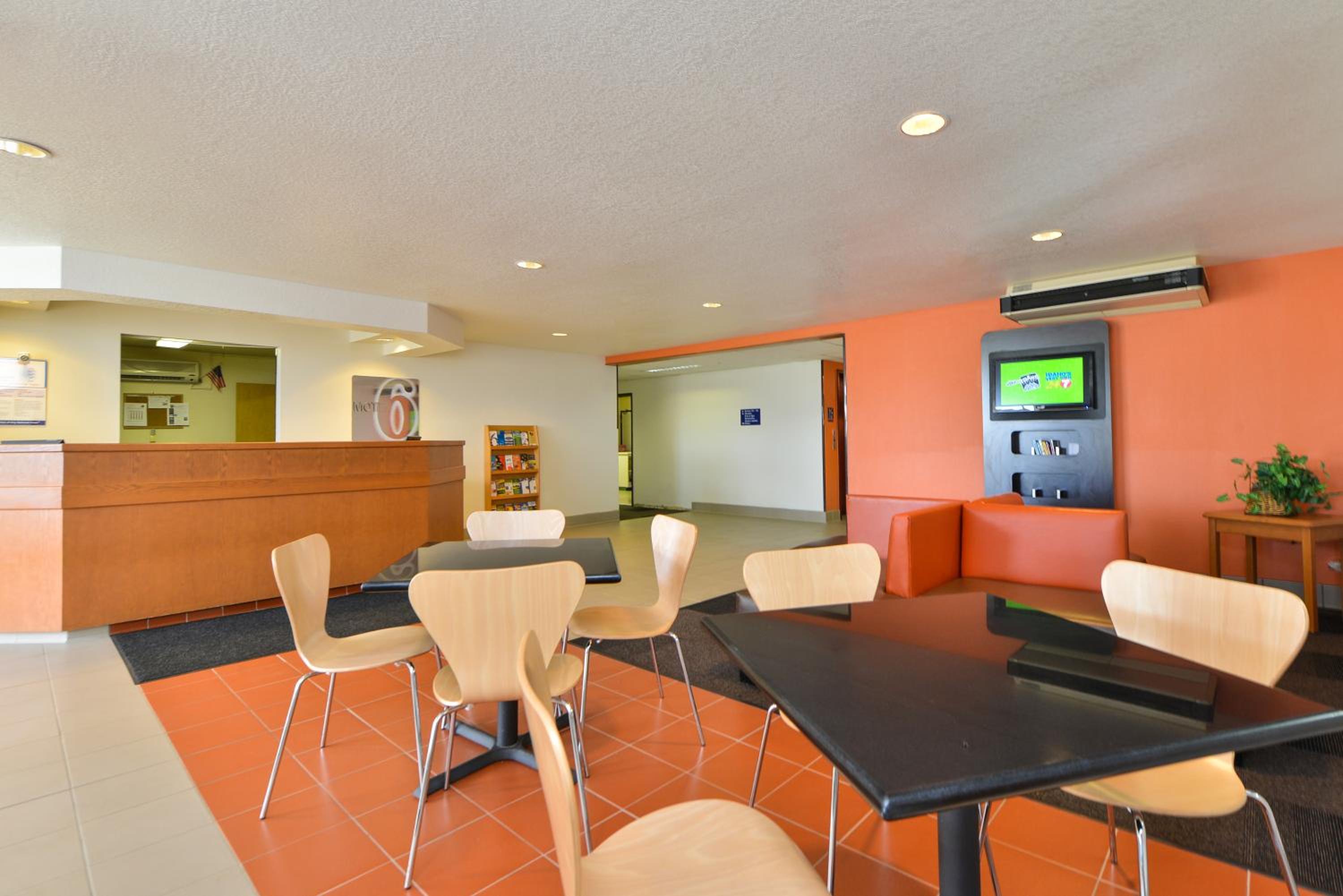 Meridian Vacations - Motel 6-Meridian, ID - Boise W - Property Image 12