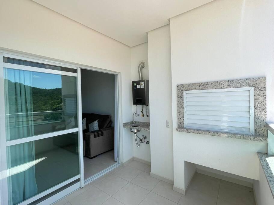 Apto 80m da Praia Grande vista mar!