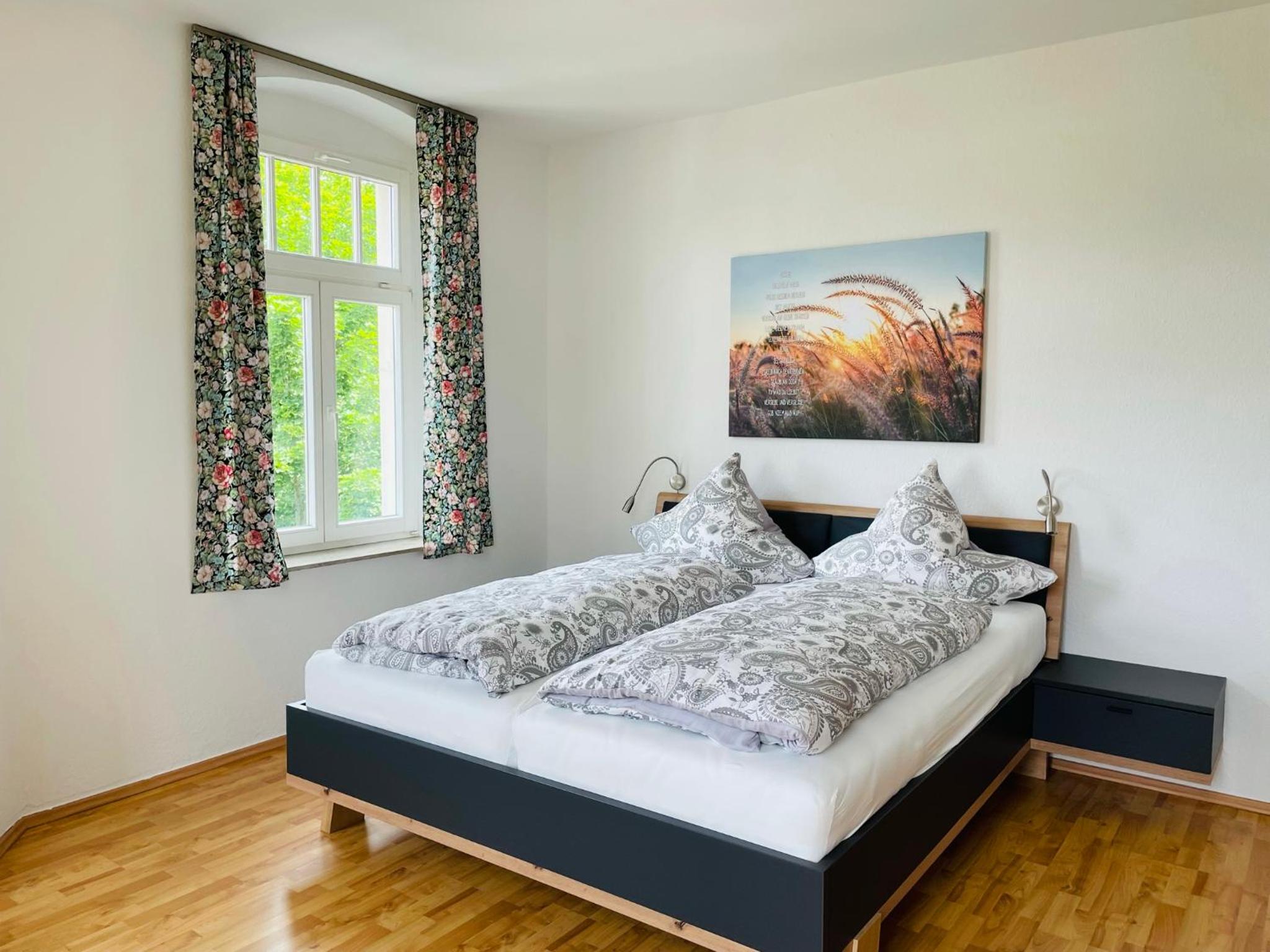 "Gluck auf" Lichtdurchflutete schicke Ferienwohnung in Zwickau - Property Image 40
