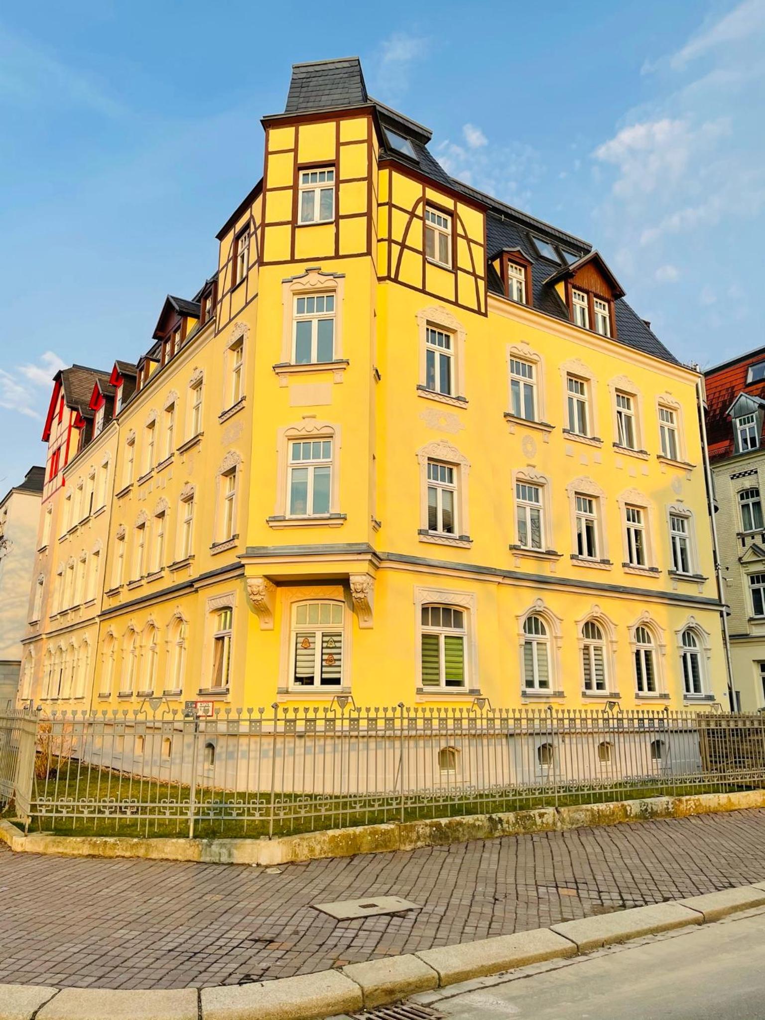 "Gluck auf" Lichtdurchflutete schicke Ferienwohnung in Zwickau - Property Image 37