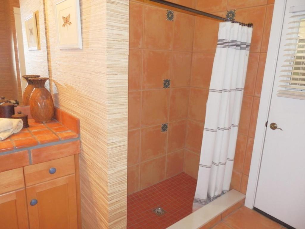 Privacy in Paradise - Private Villa with heated pool and spa - sleeps 6 view 4