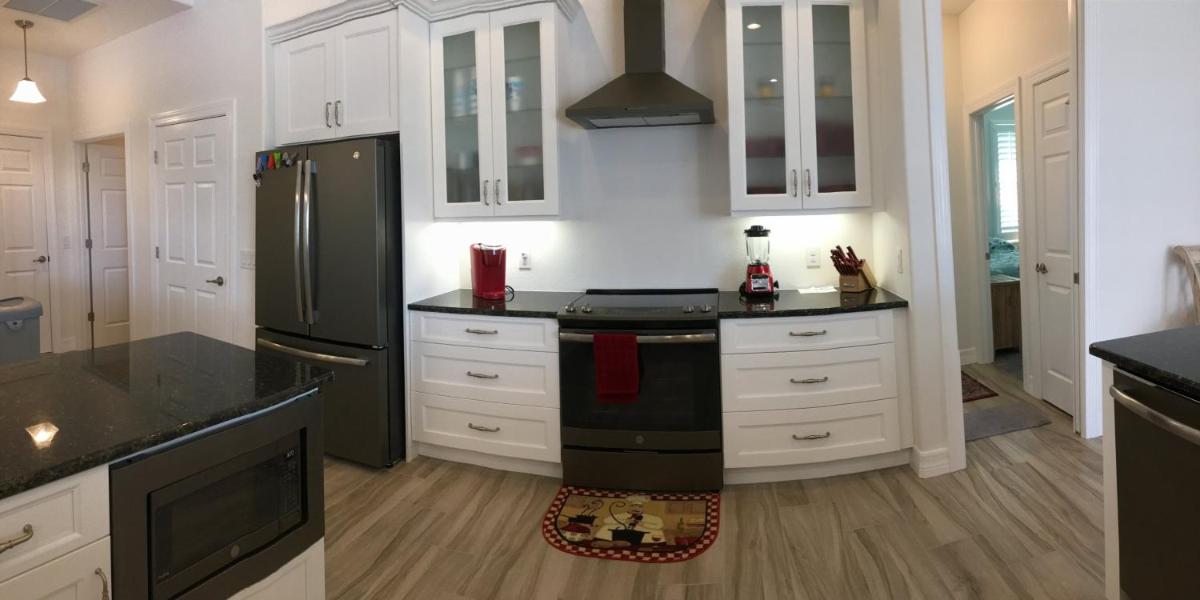 Florida Secret - Private Villa with heated pool - sleeps 8 view 2