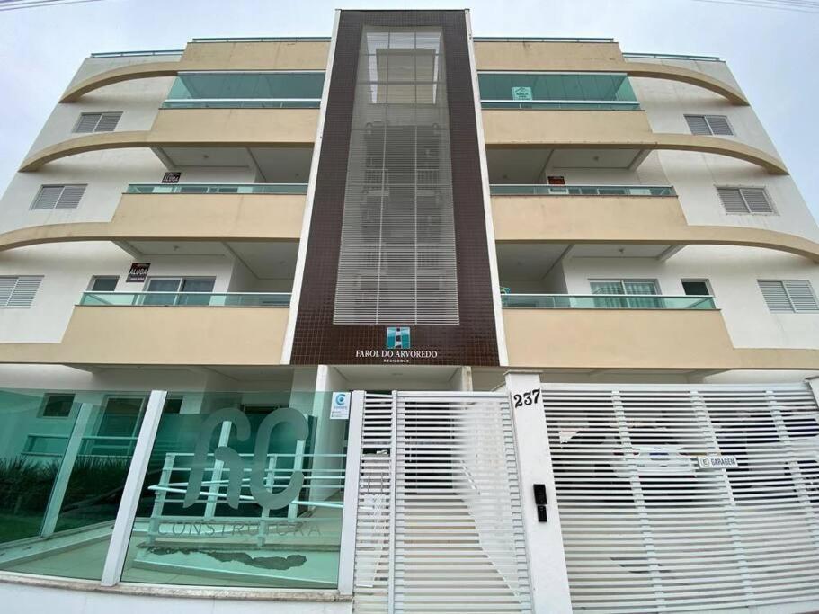 Apto 80m da Praia Grande vista mar!