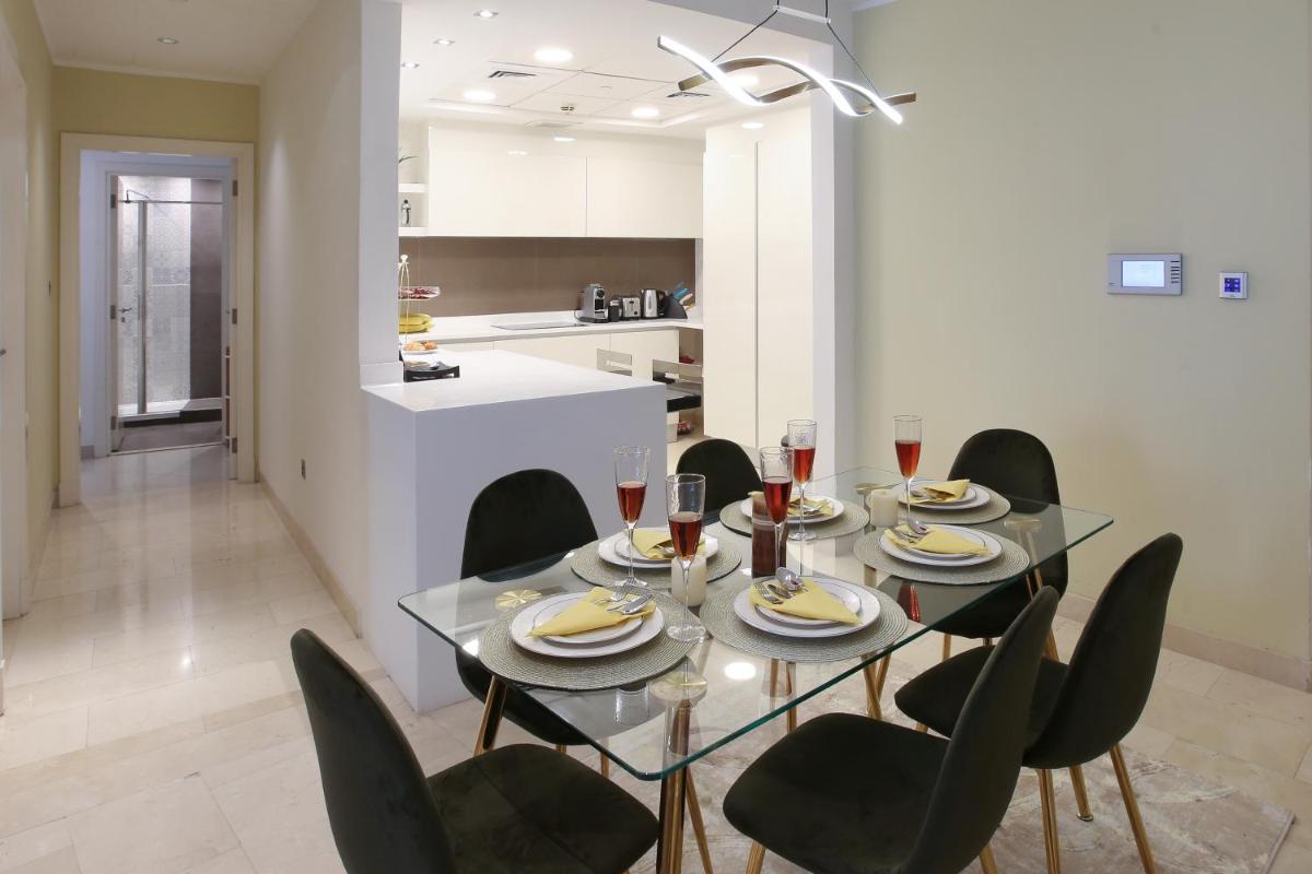 Trident Grand Residence - Luxury 2BR Marina and Sea View