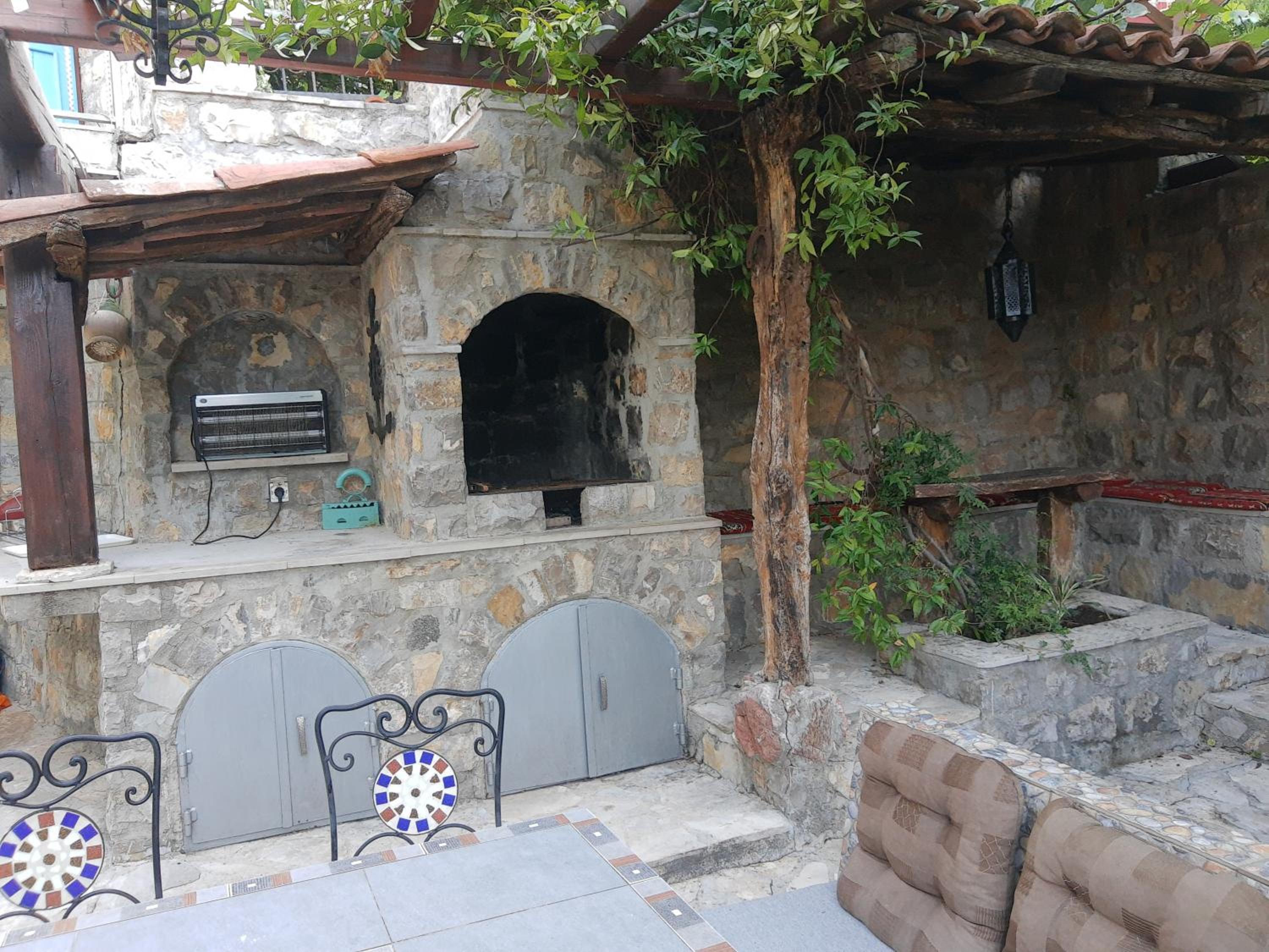 Photo 18