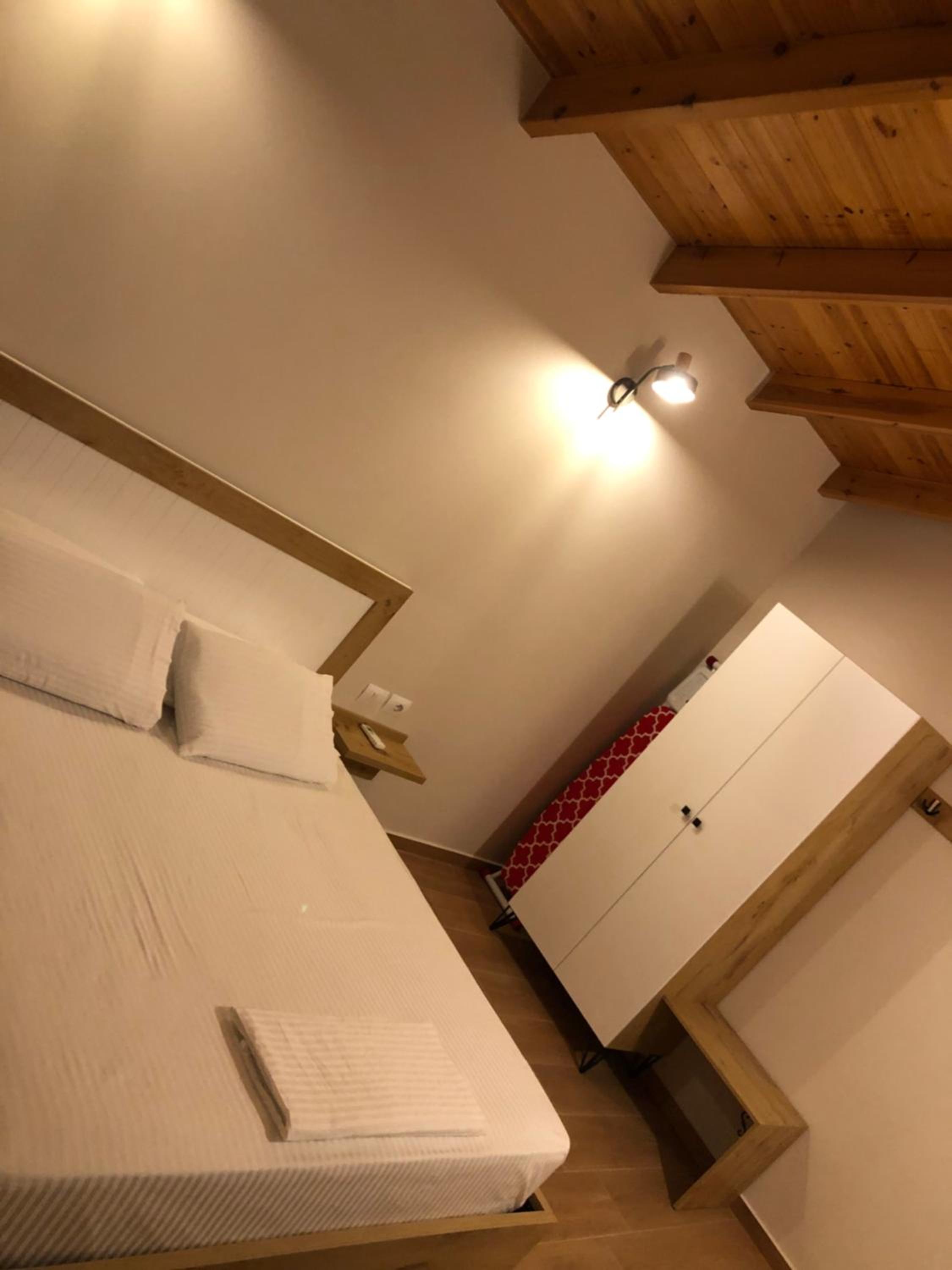 Amazing familiar apartments and rooms