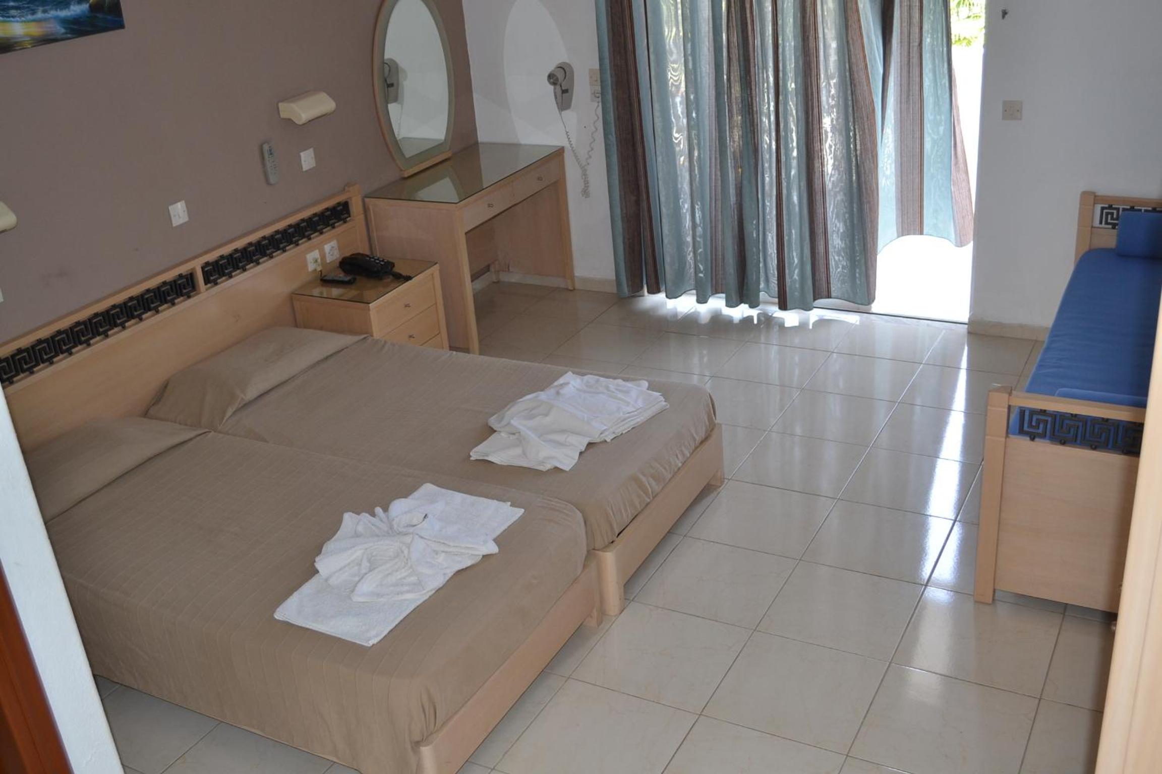 White Palace Studios en Faliraki