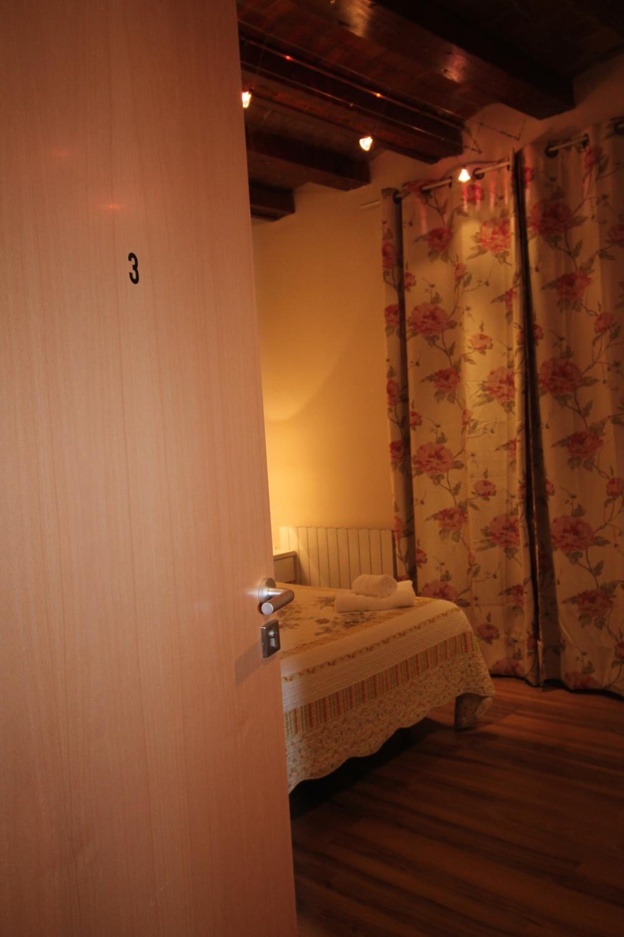 Hostal Orleans