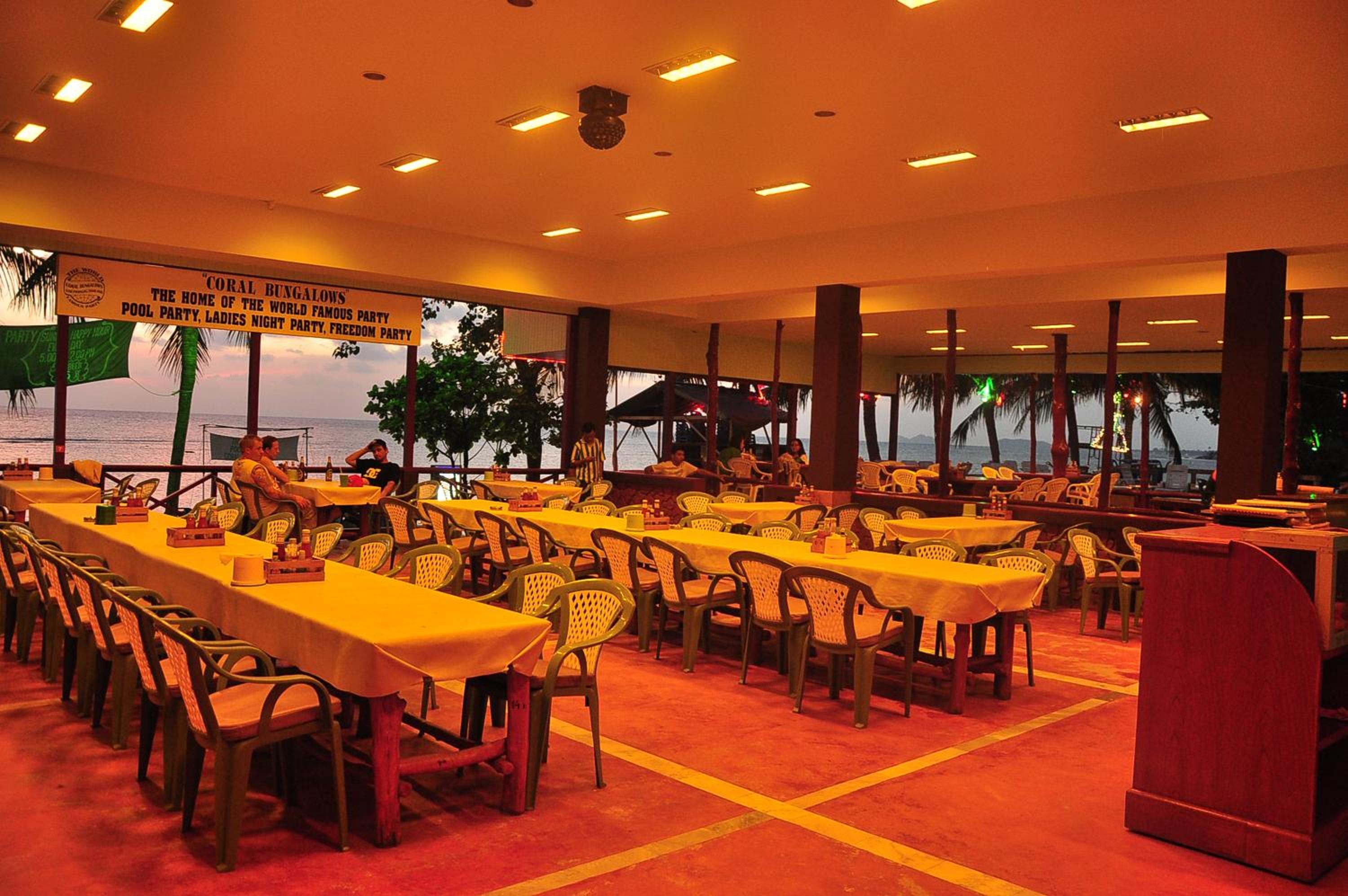 Coral Resort & Bungalows