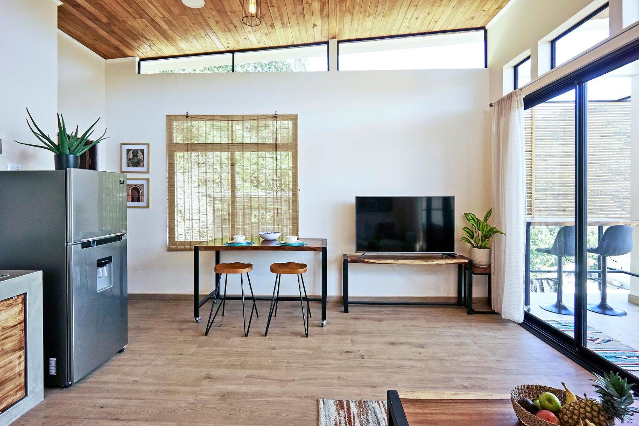 CWAVE APARTMENTS