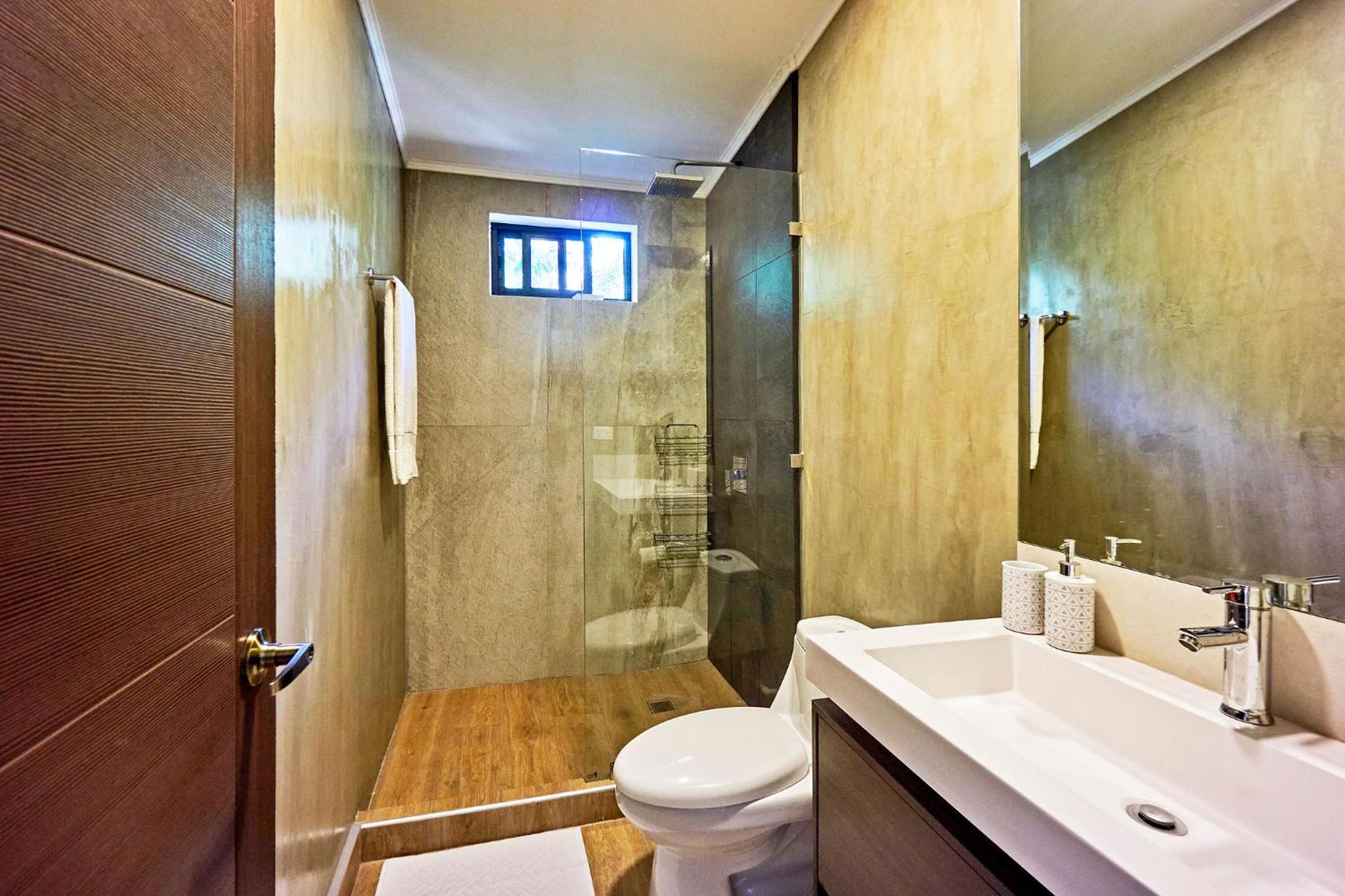 CWAVE APARTMENTS